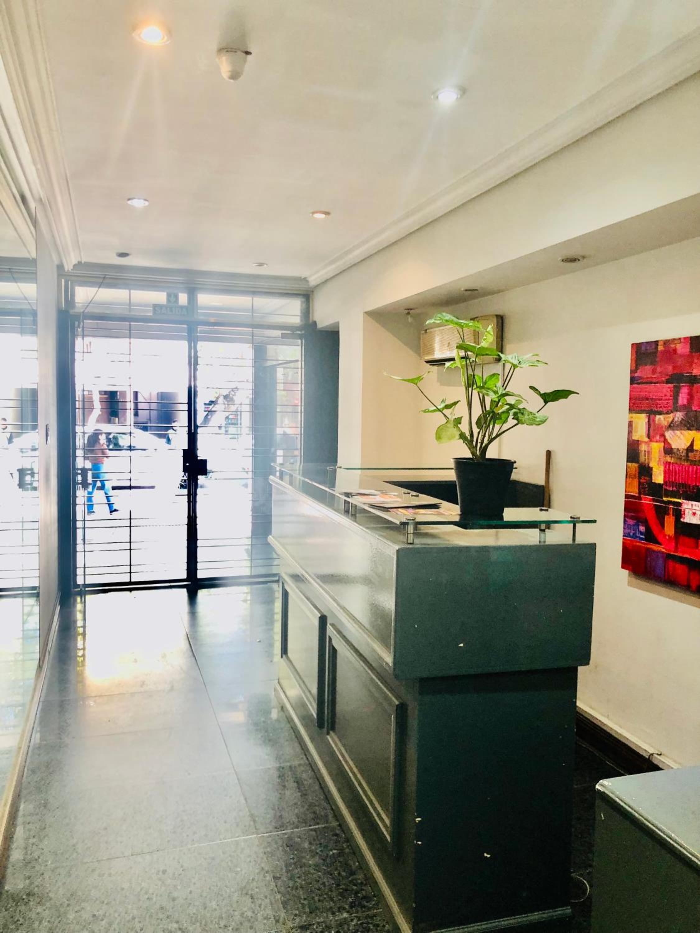 MENDOZA Suites 1 -con estacionamiento opcional-