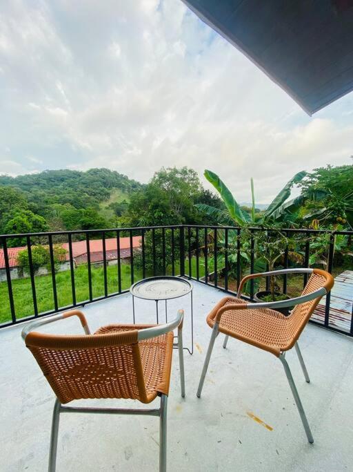 Tabaco Lodge #1 a solo 5 mins de Playa Carrillo