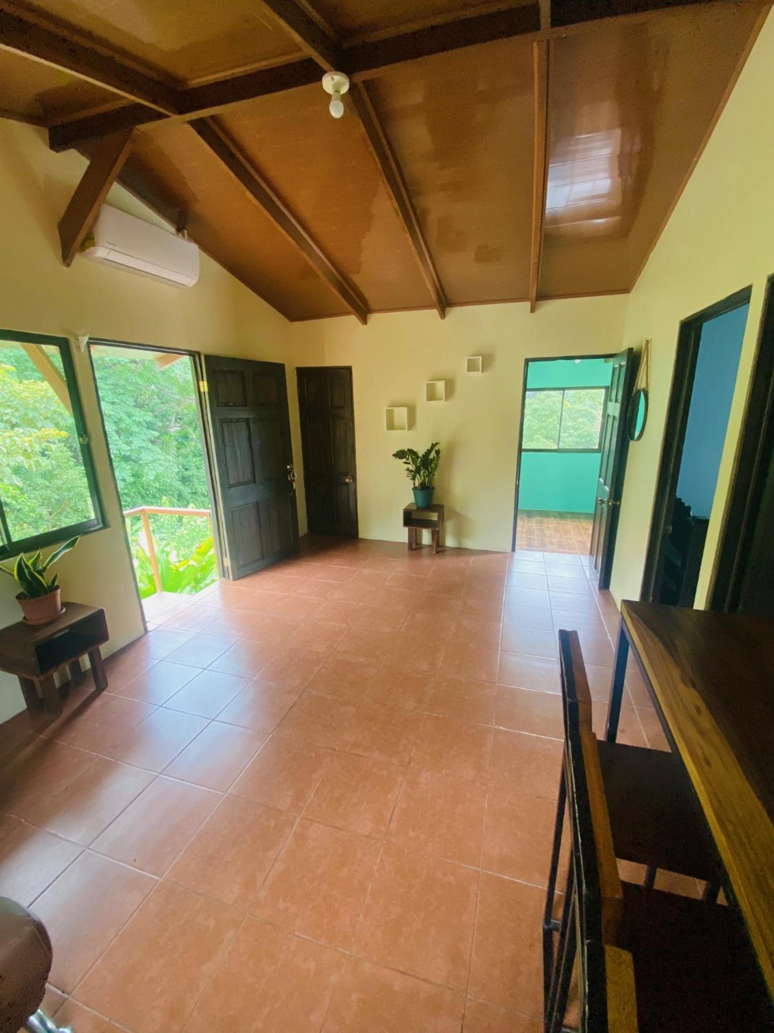 Tabaco Lodge #1 a solo 5 mins de Playa Carrillo