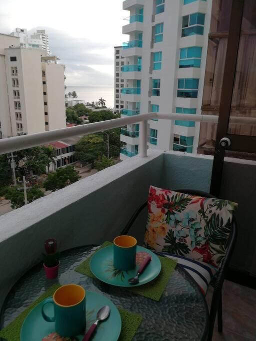 Apartamento con piscina cerca al mar Amoblado Rodadero Sur
