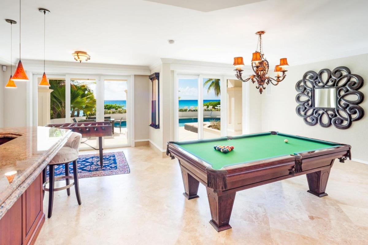 Coconut Walk by Grand Cayman Villas & Condos