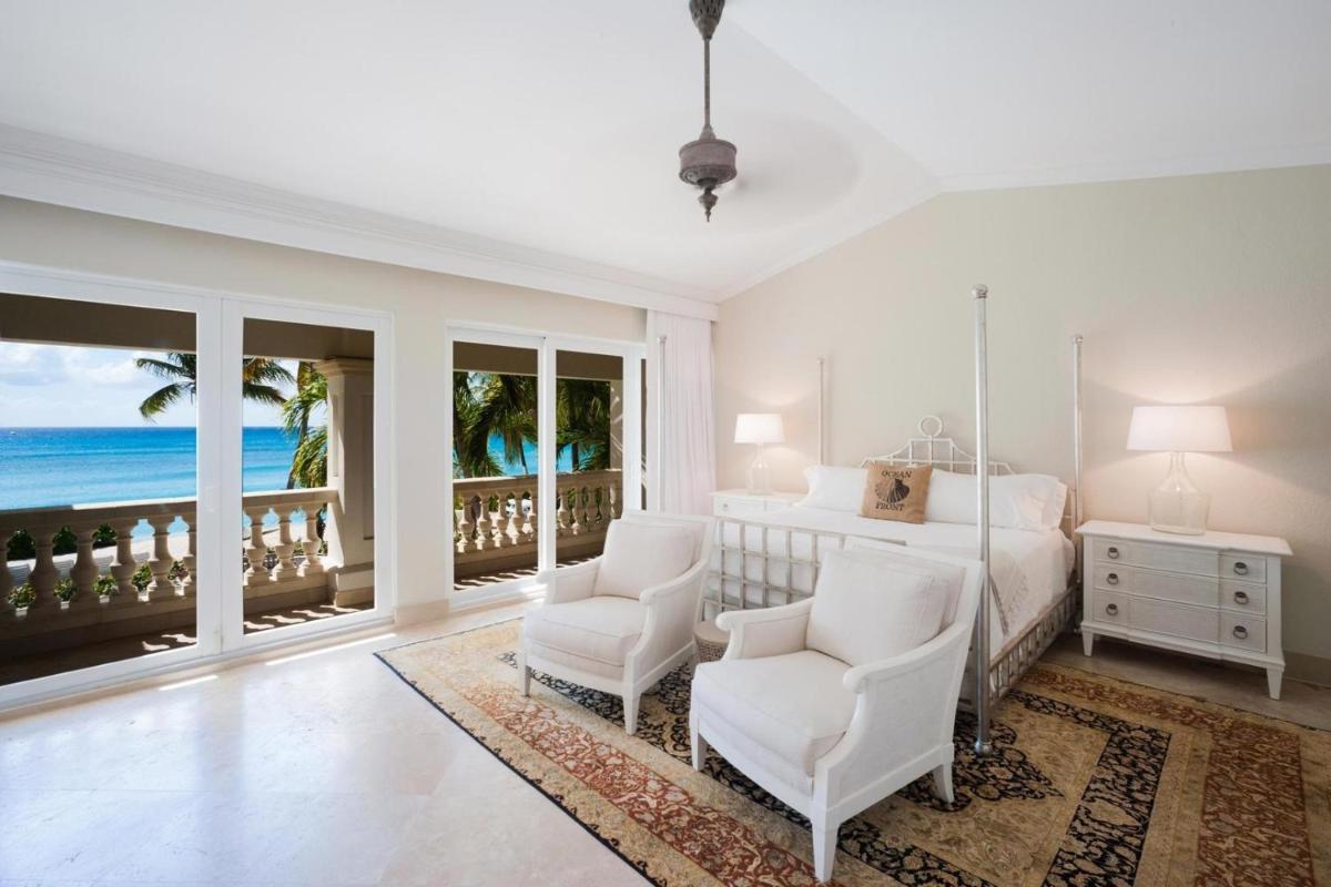 Coconut Walk by Grand Cayman Villas & Condos
