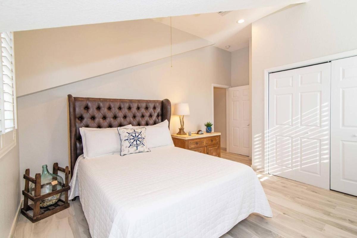 On The Rocks by Grand Cayman Villas & Condos