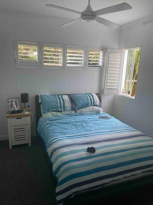 2 bedroom ground floor - Stylish Manly Coast apartment