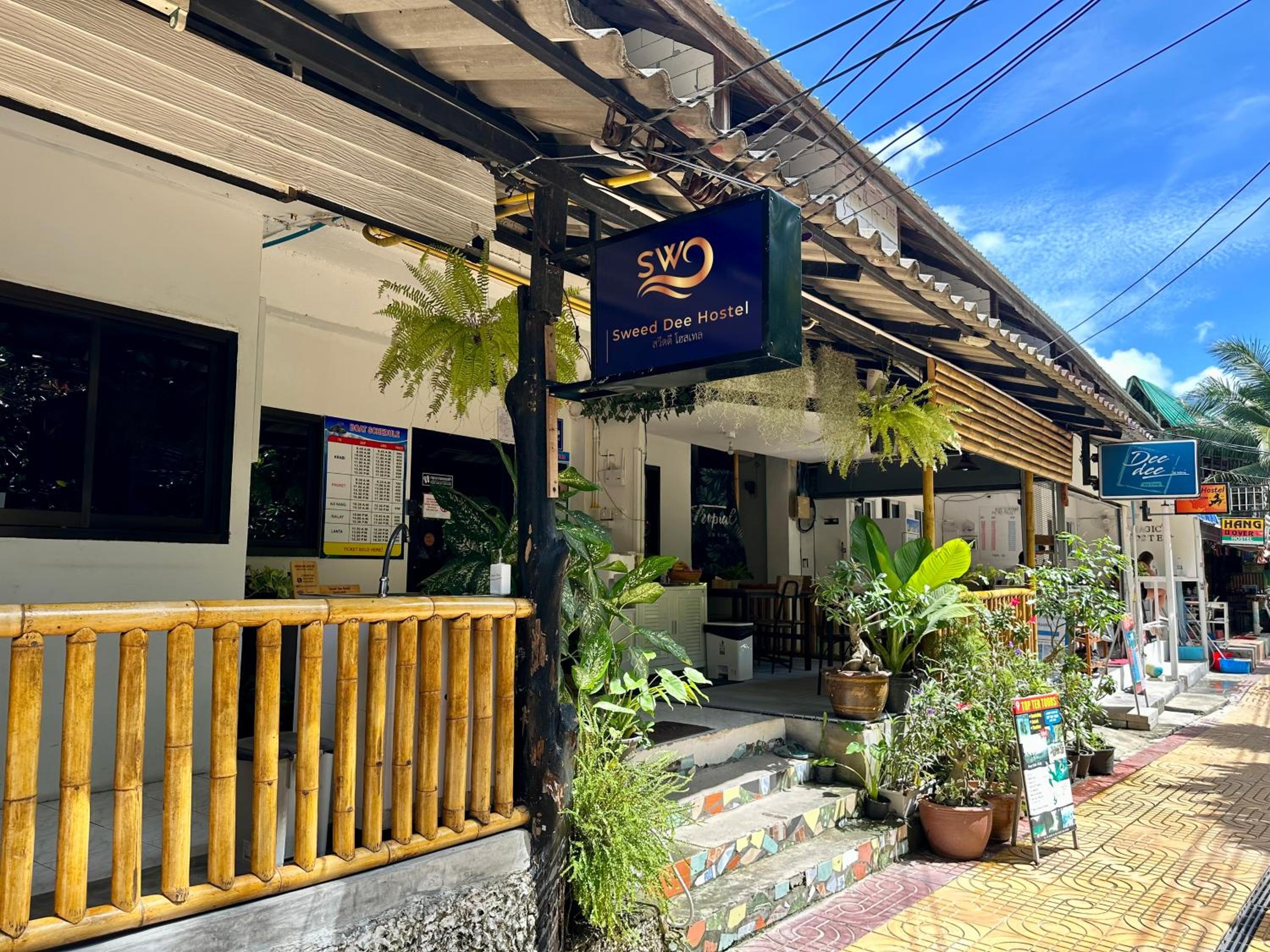 Sweed Dee Hostel view 5