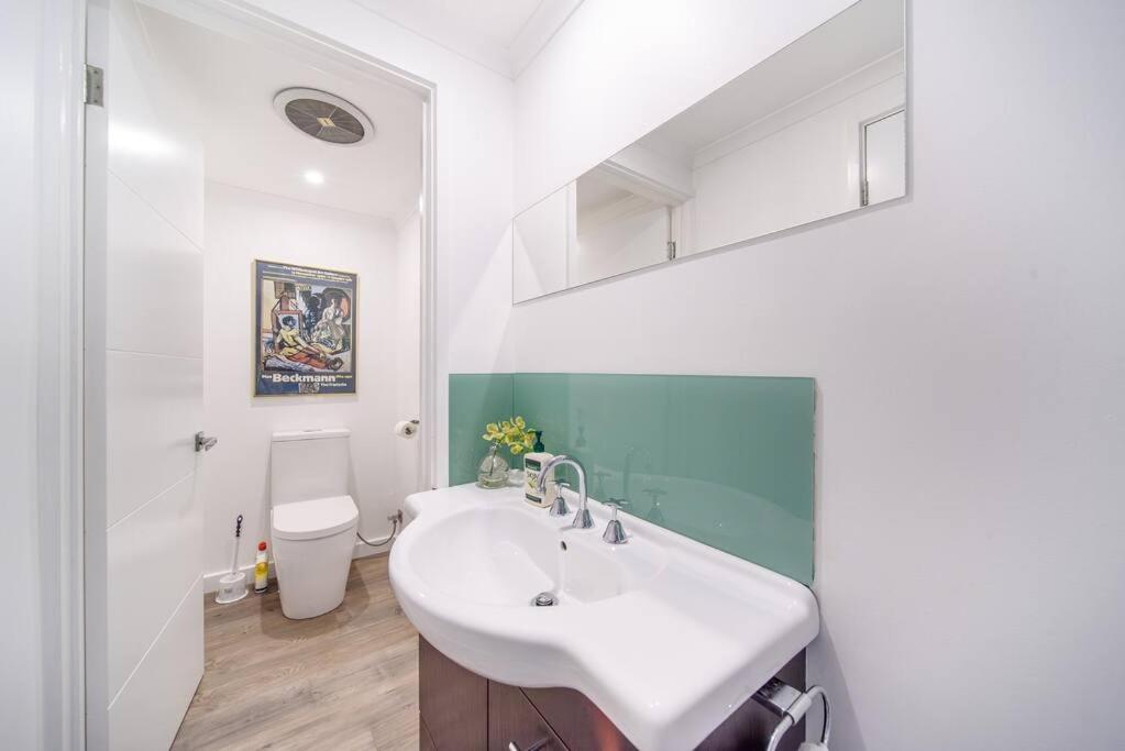 Spacious 3Bd n Pool family holiday home TF2223