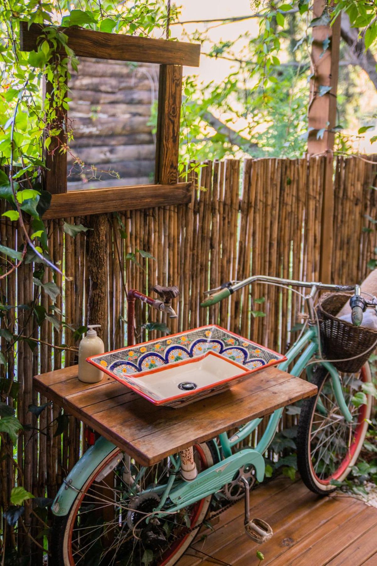 Baba Yaga Atitlan