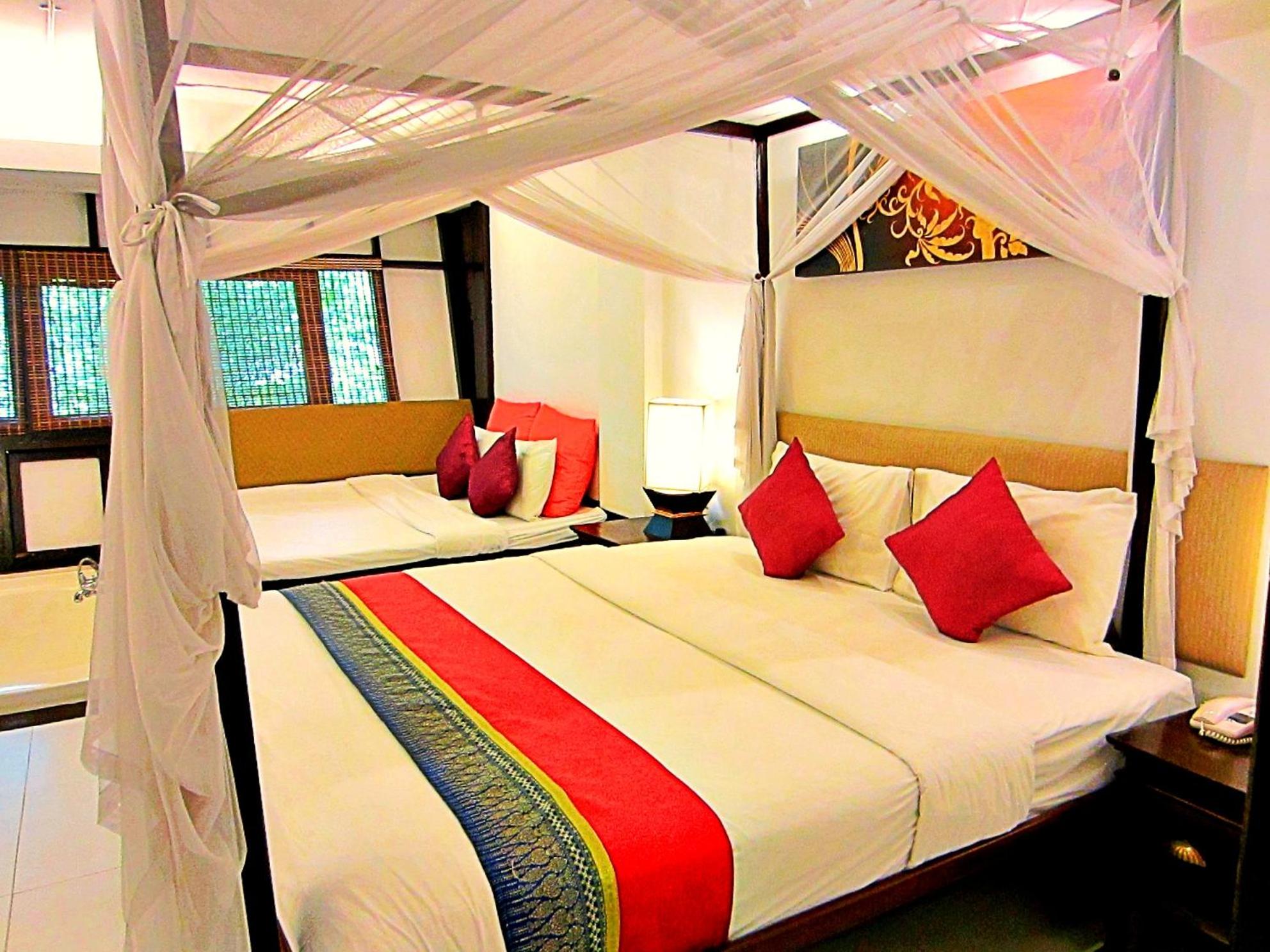 Yantarasri Resort