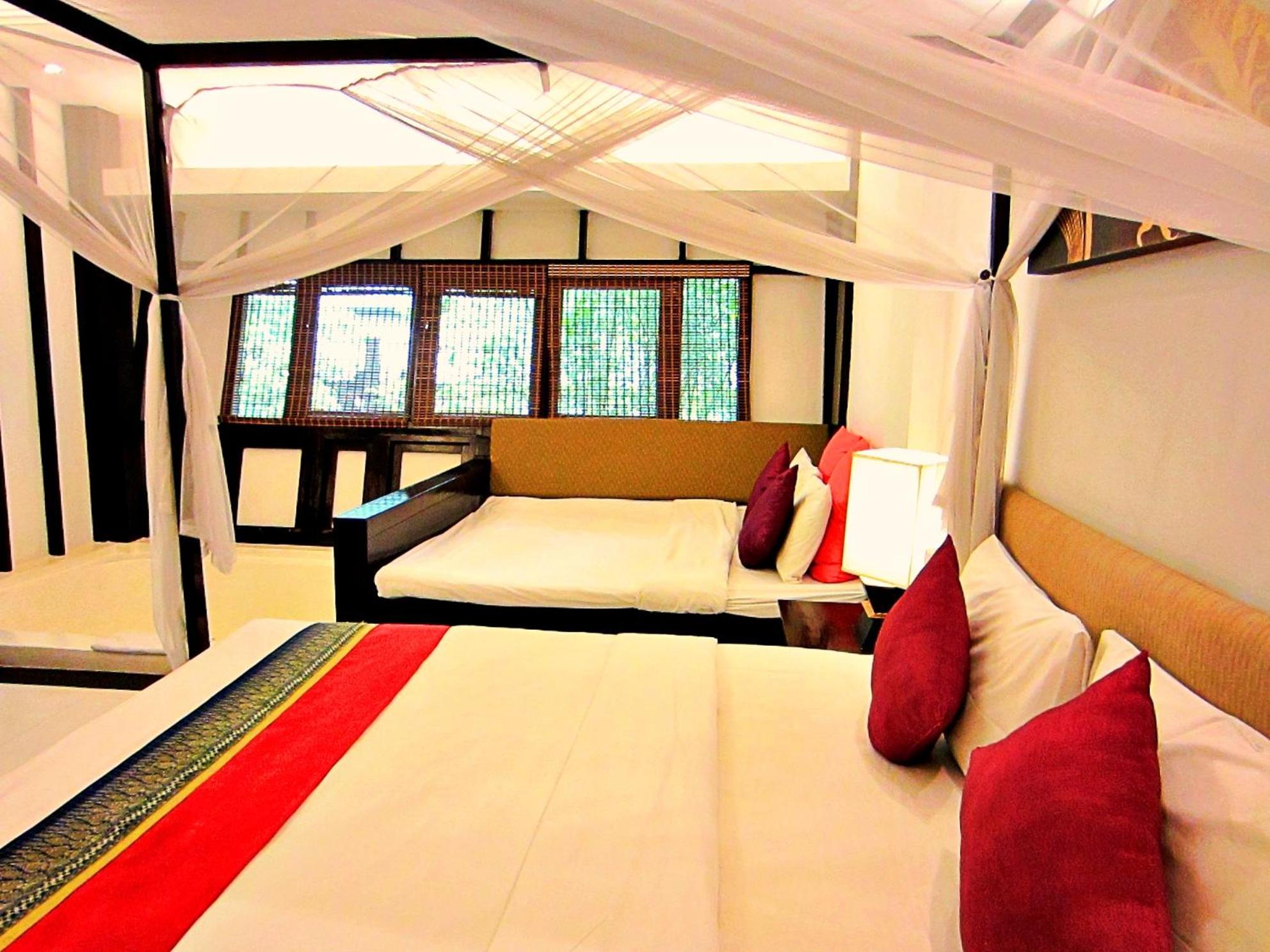 Yantarasri Resort