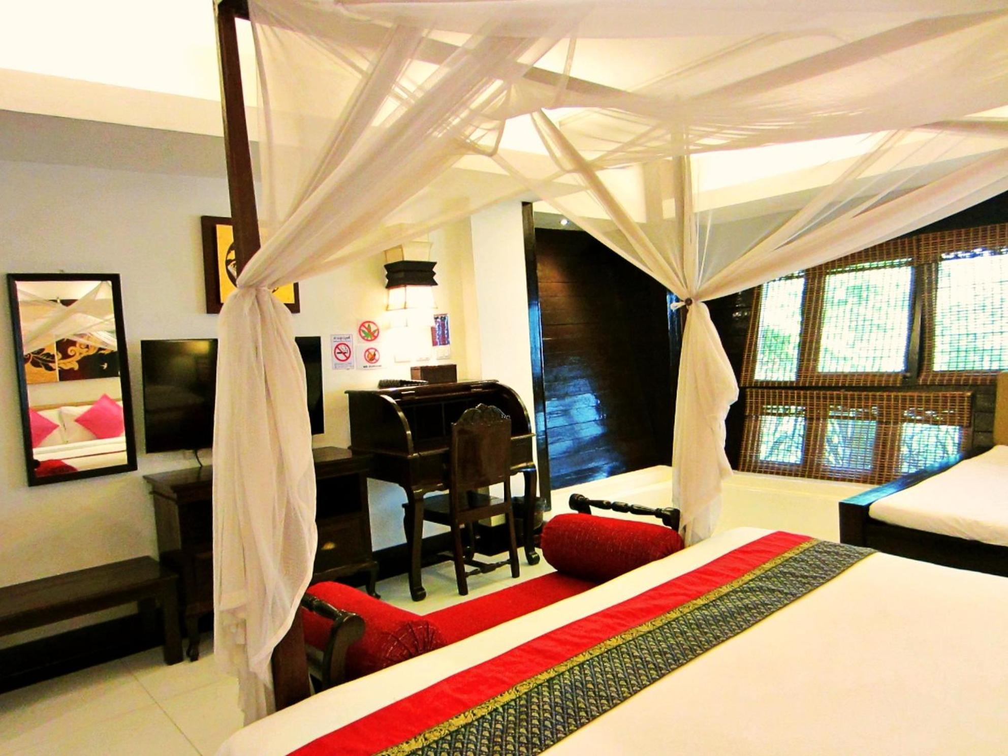 Yantarasri Resort