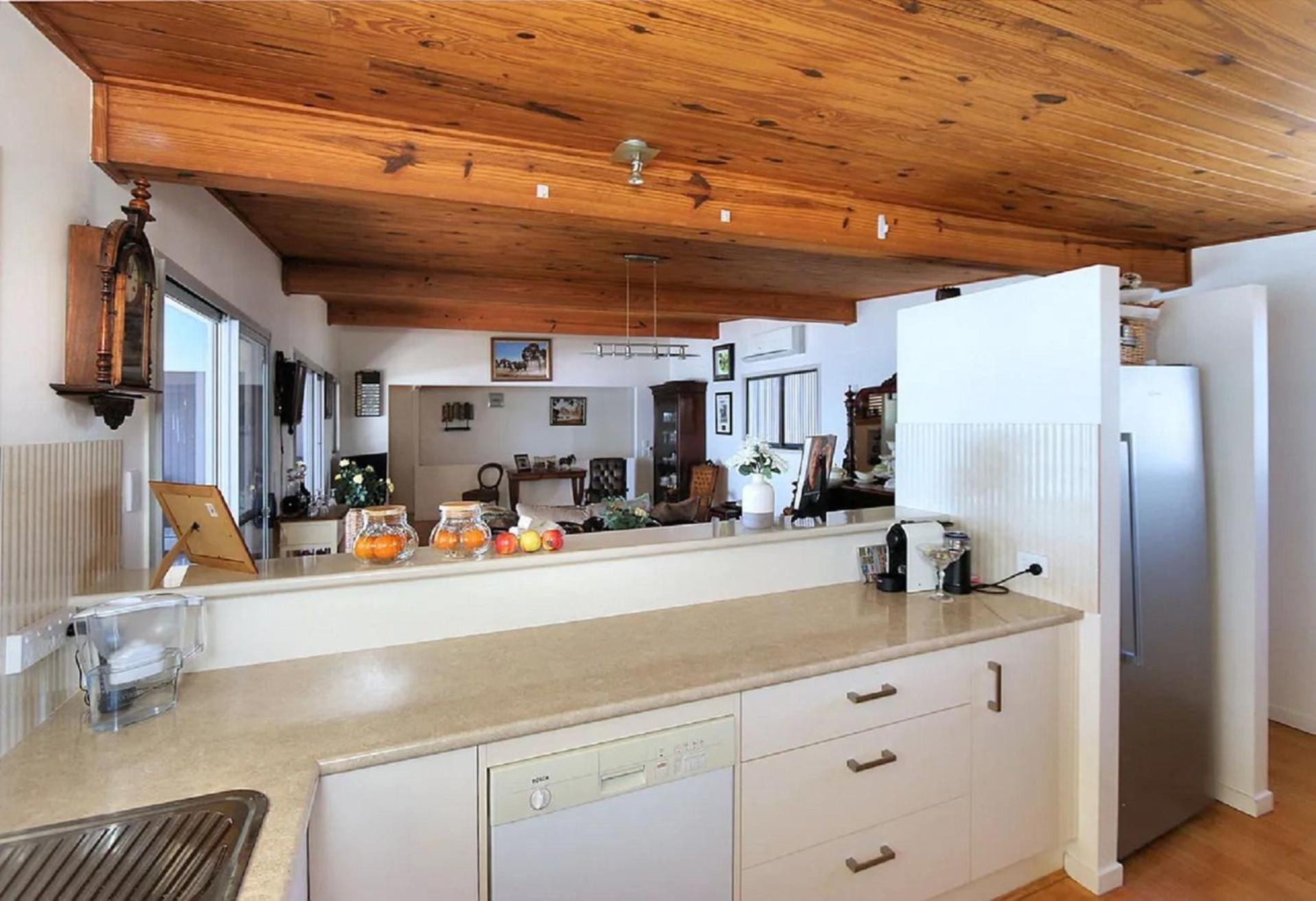 139 Woongarra Scenic Drive