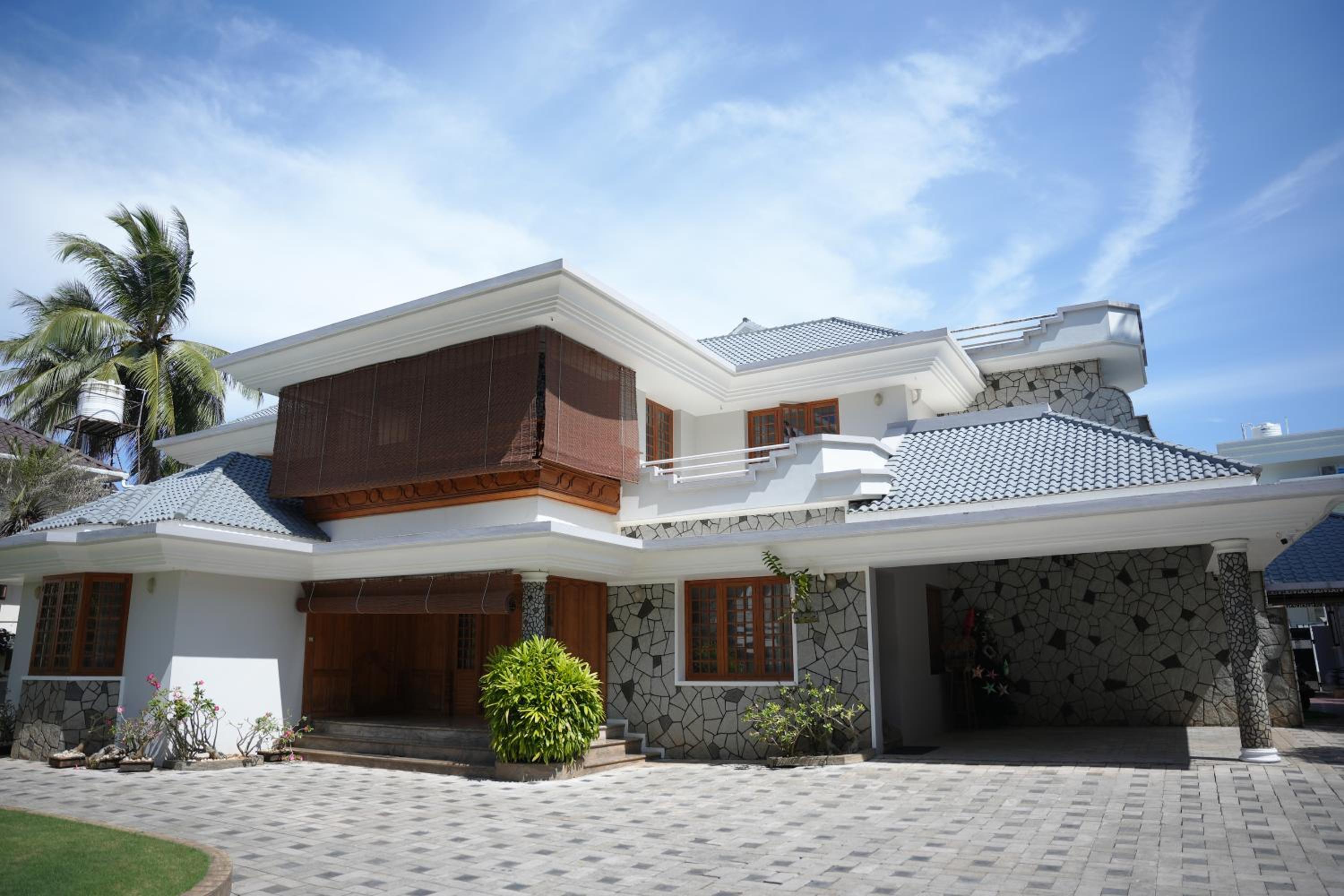 Alite Posh 4 BHK Villa in Thrissur Town