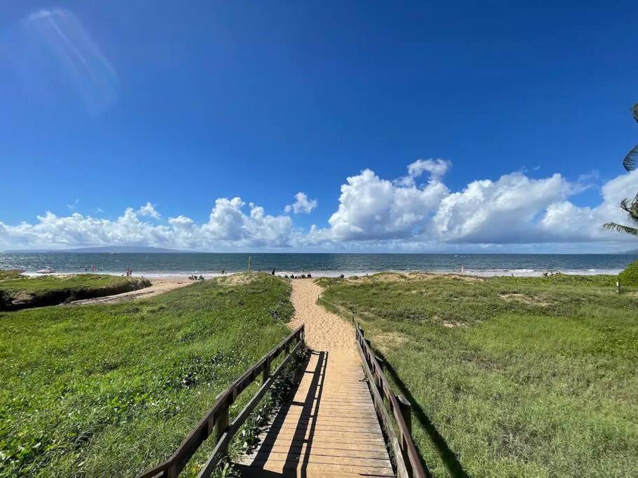 Unrivaled S Kihei Maui location! Walk to it all! view 4