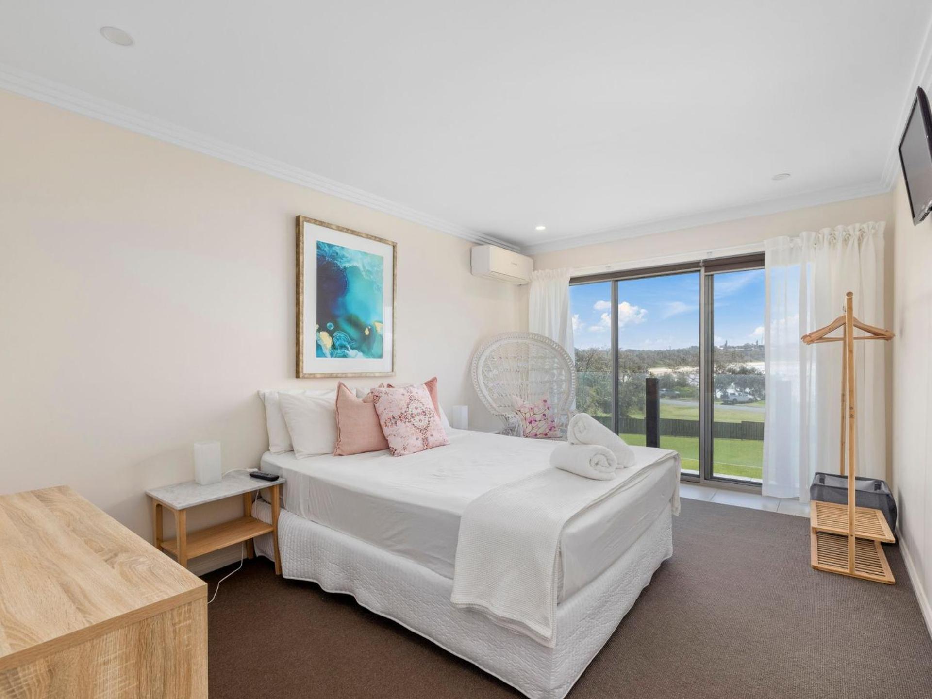 Beachfront Headland House