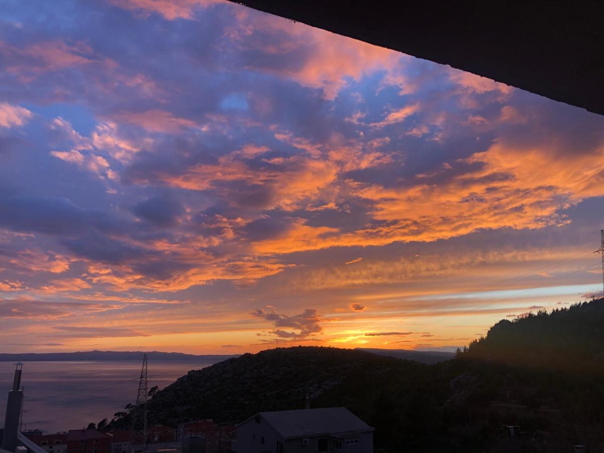 Sunshine House Makarska with Free Beach Parking photo 5