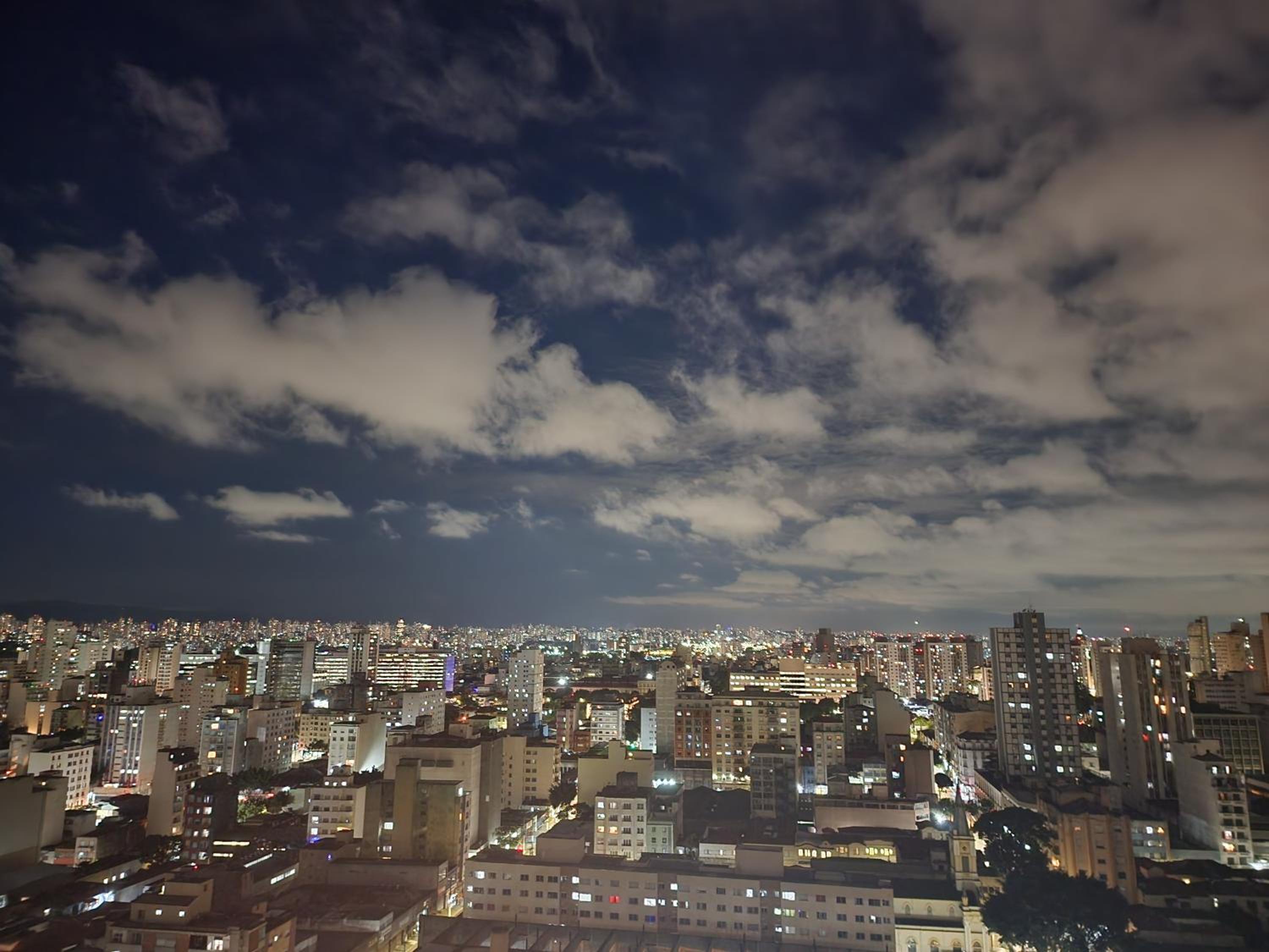 LUXO E VISTA ESPETACULAR para São Paulo com PISCINA ACADEMIA e SAUNA