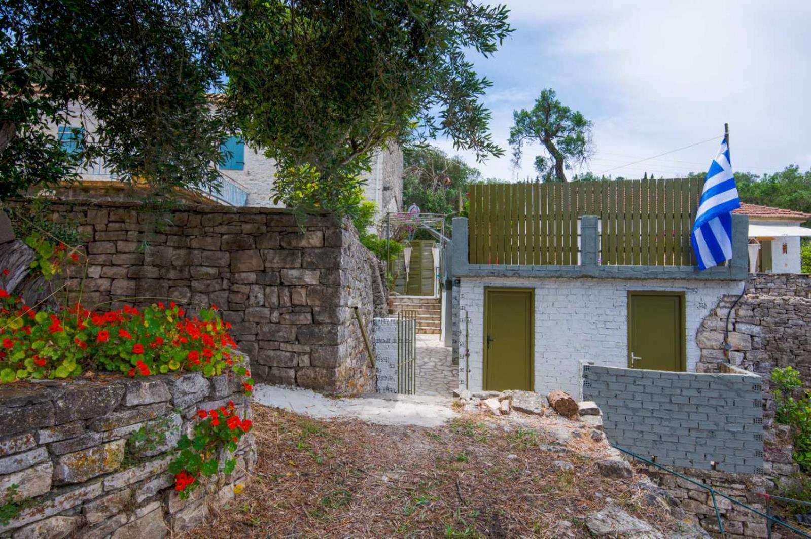 Hotel Chrysa's Hideaway - Image 1