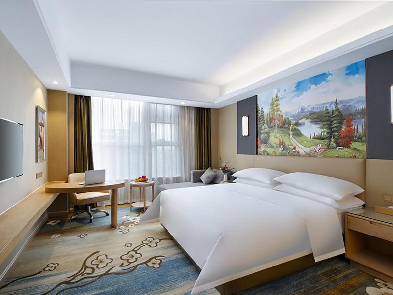 Vienna International Hotel Jurong Huayang