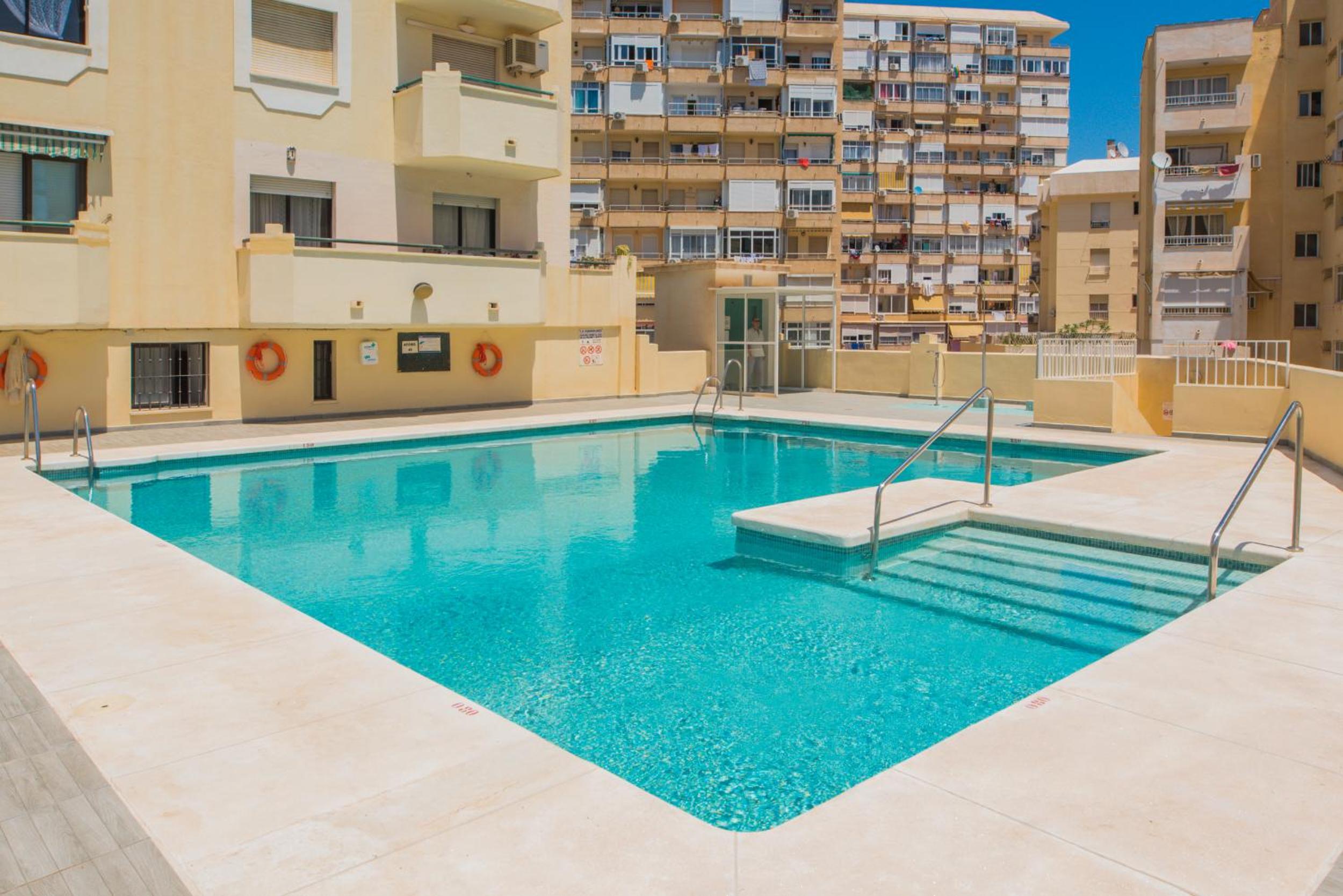 Torremolinos Beach&pool Select