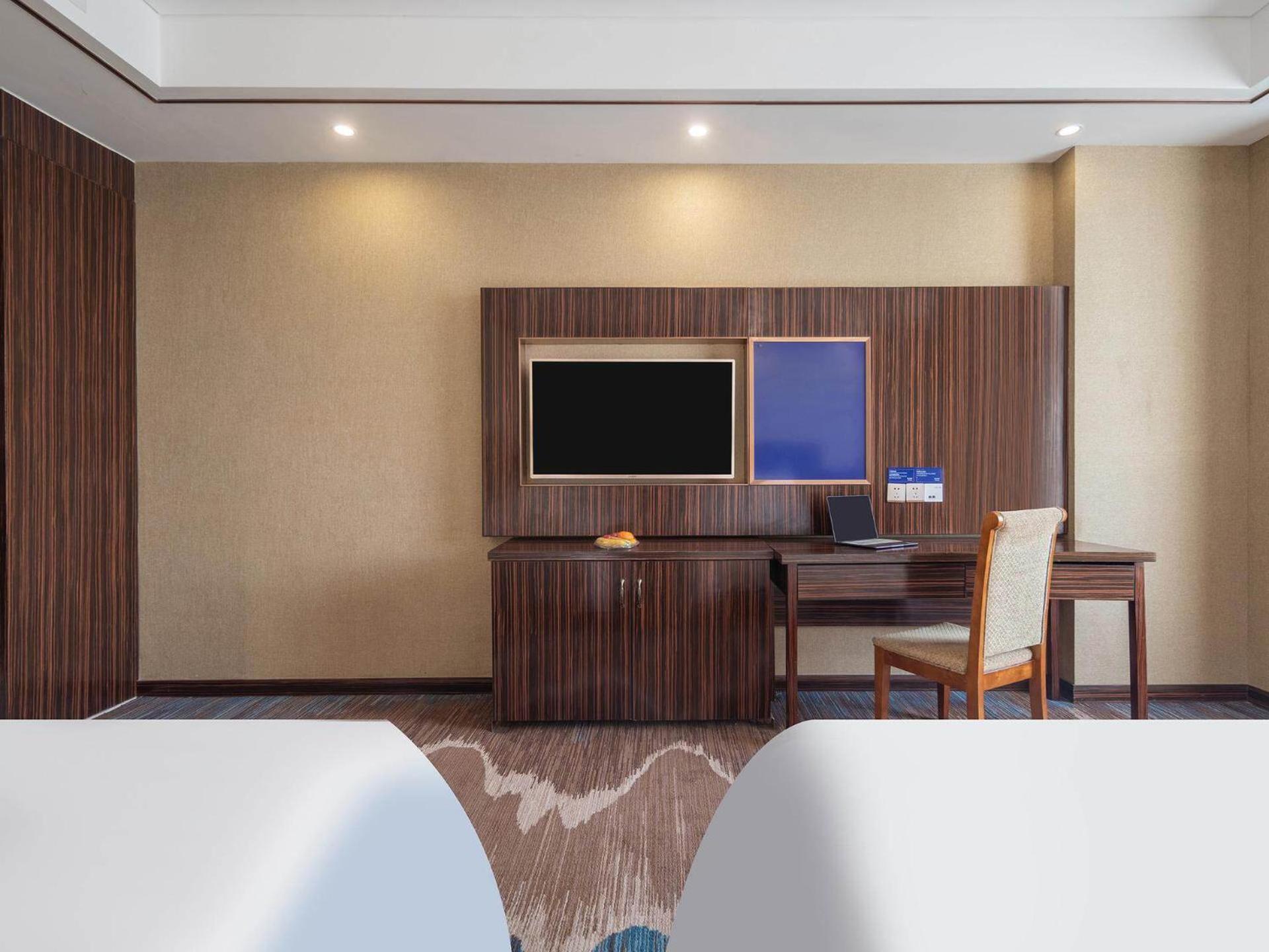 Kyriad Marvelous Hotel Weihai Railway Station