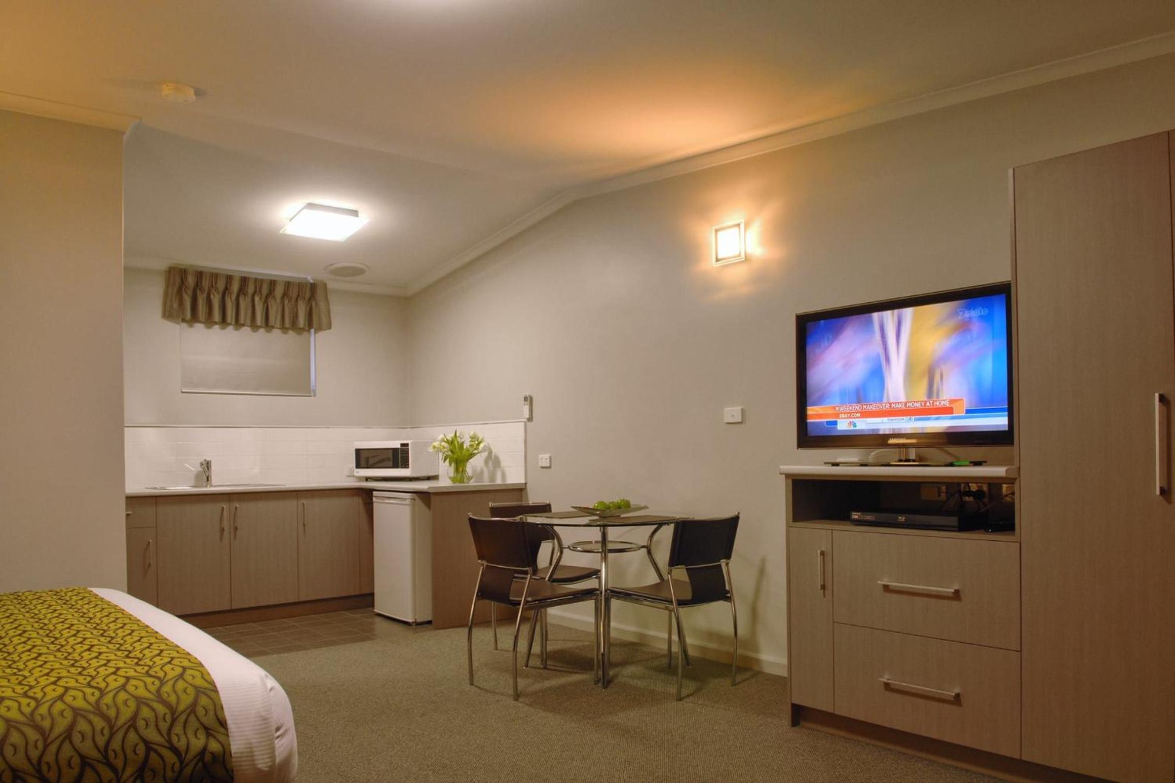 Tower Motor Inn
