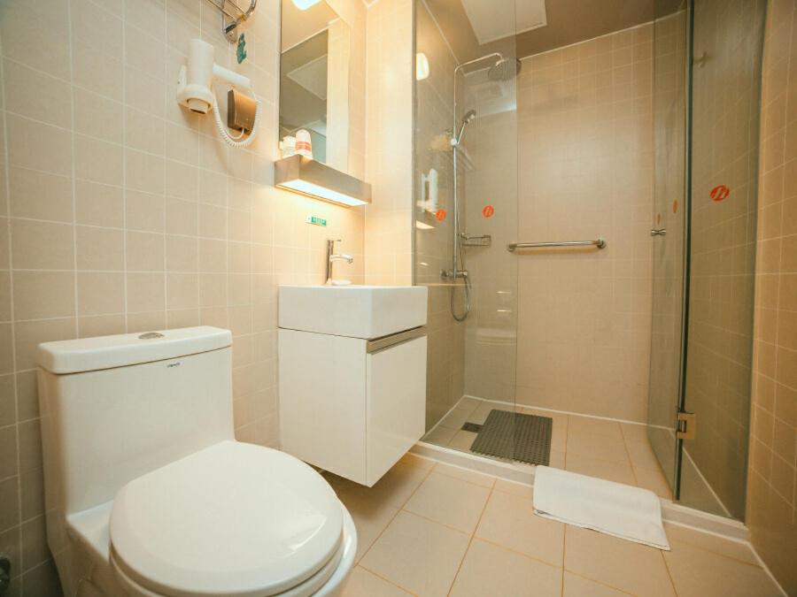 Yangzhou Vacations - Jinjiang Inn Yangzhou Slender West Lake Dongguan Street - Property Image 3