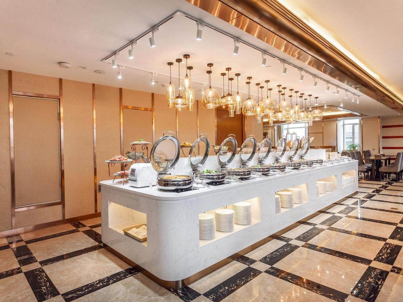 Kyriad Marvelous Hotel Weihai Railway Station