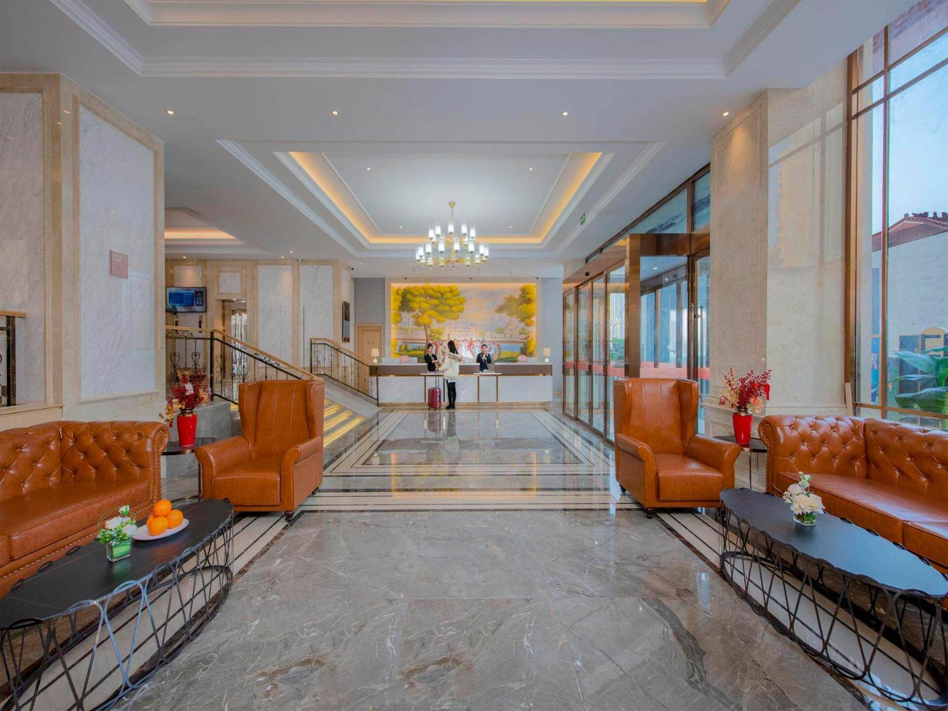 Vienna Hotels Yuncheng Hedong Street Wanda Store