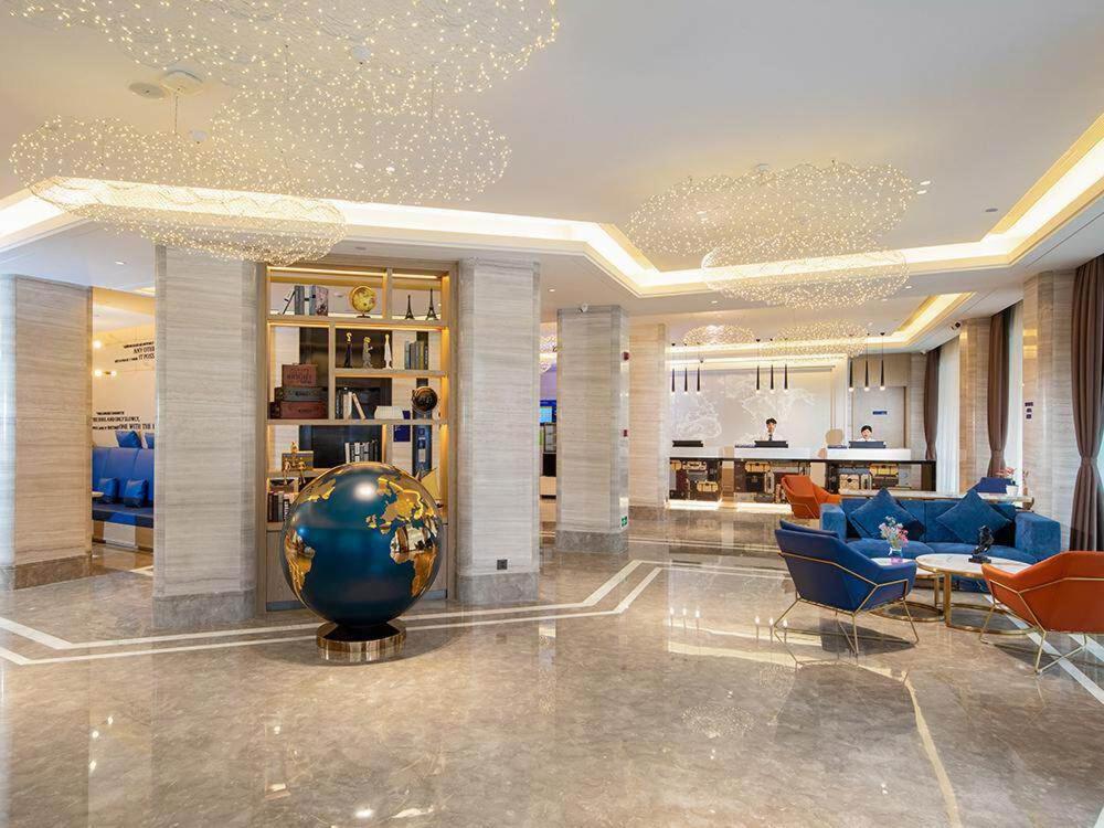 Kyriad Marvelous Hotel Shenzhen Nanlian Metro Station