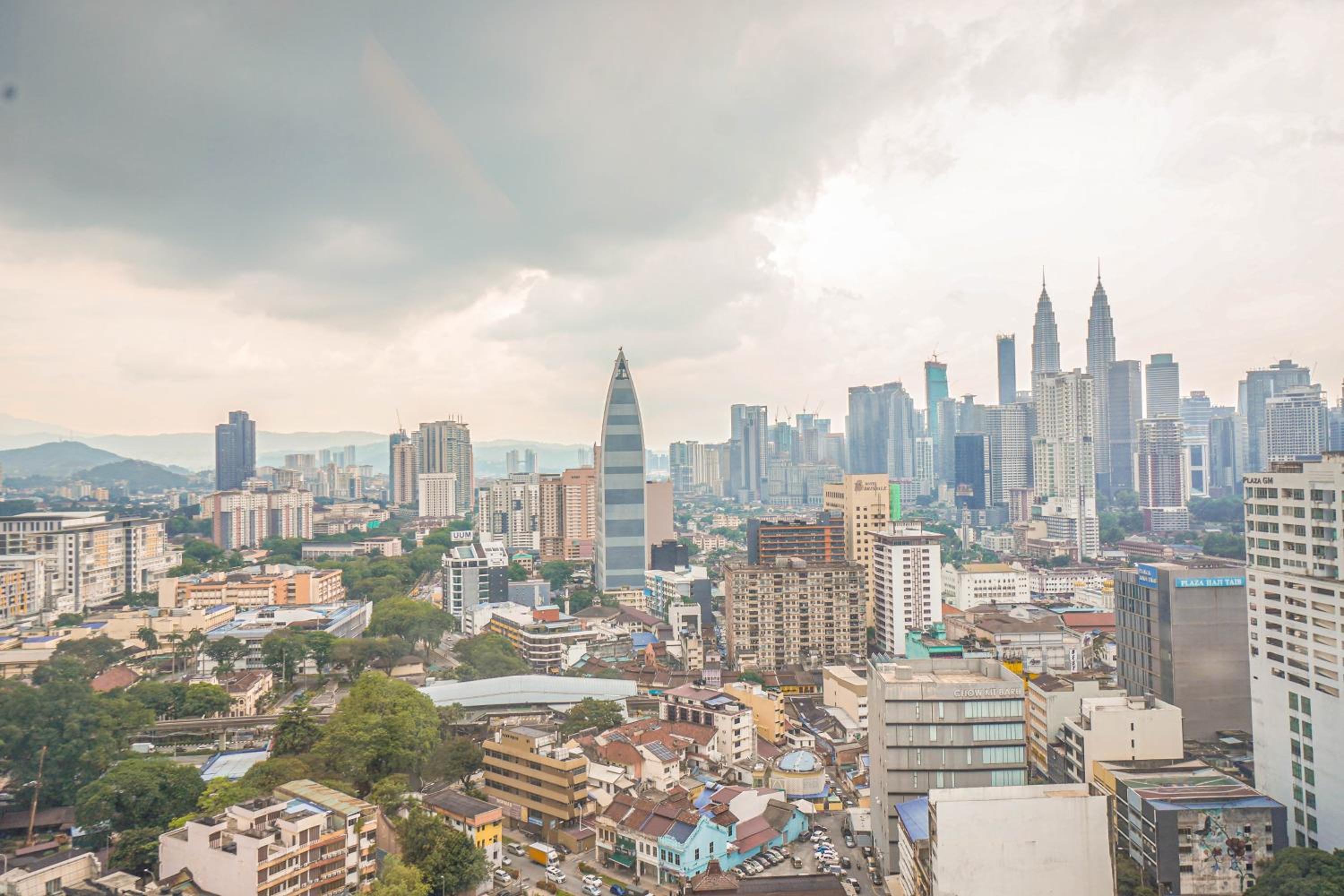 Chambers Suite Studio KLCC PWTC by Unimax