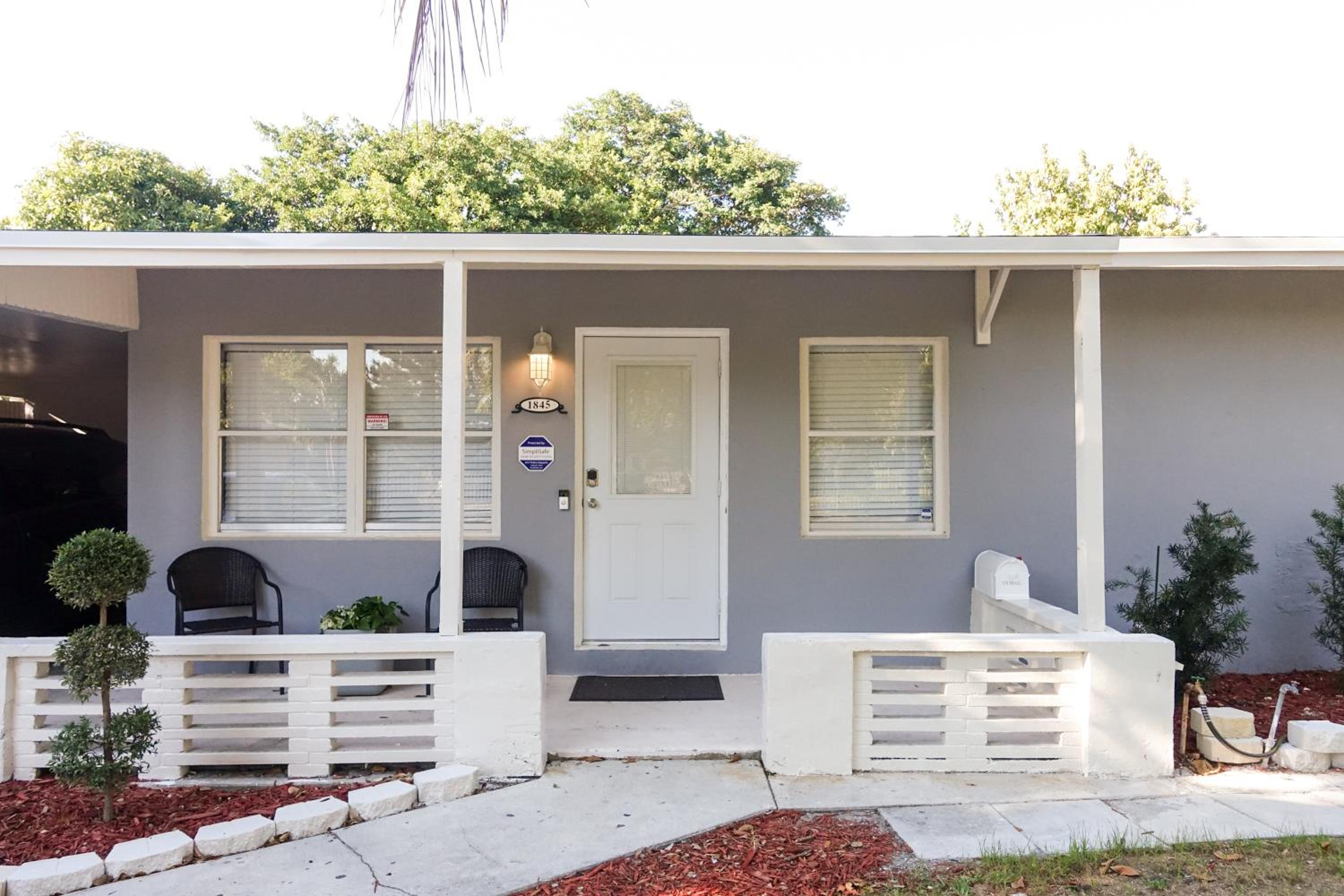 La Villa Aventura! North Miami's Finest!