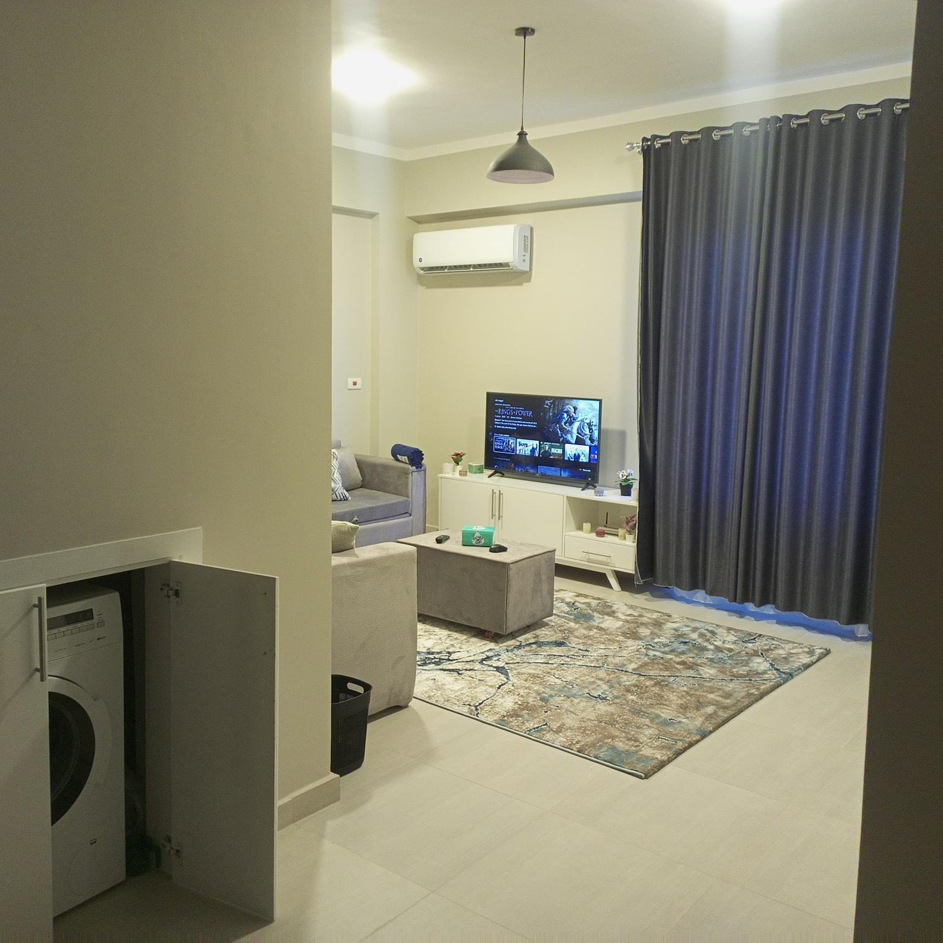 WestLuxApartment
