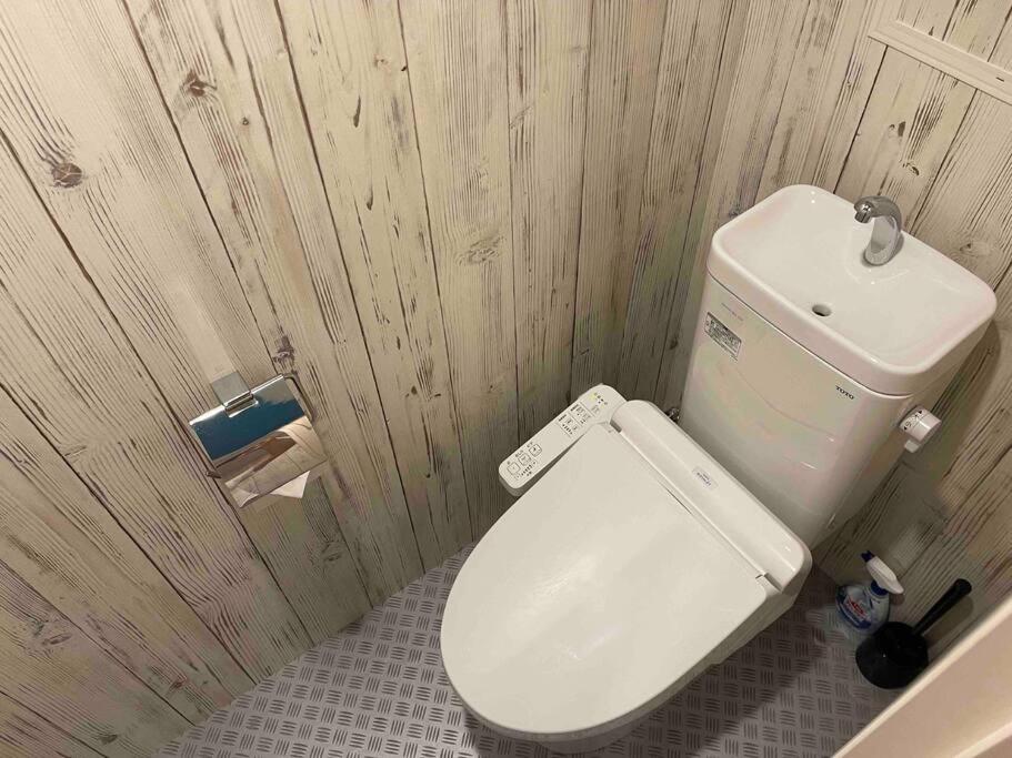 Wolf Pack Apartment 22