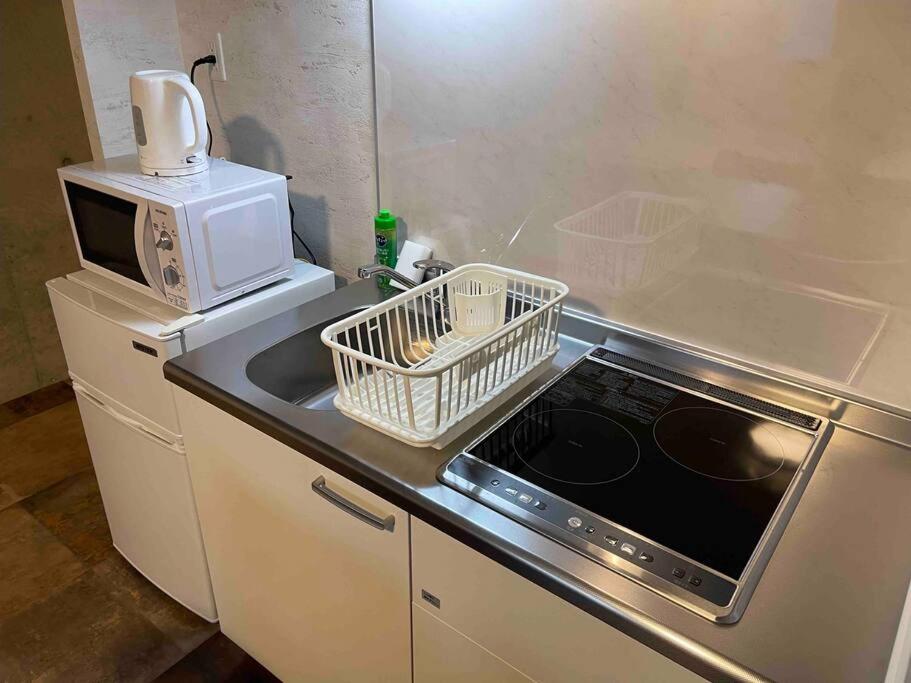 Wolf Pack Apartment 22
