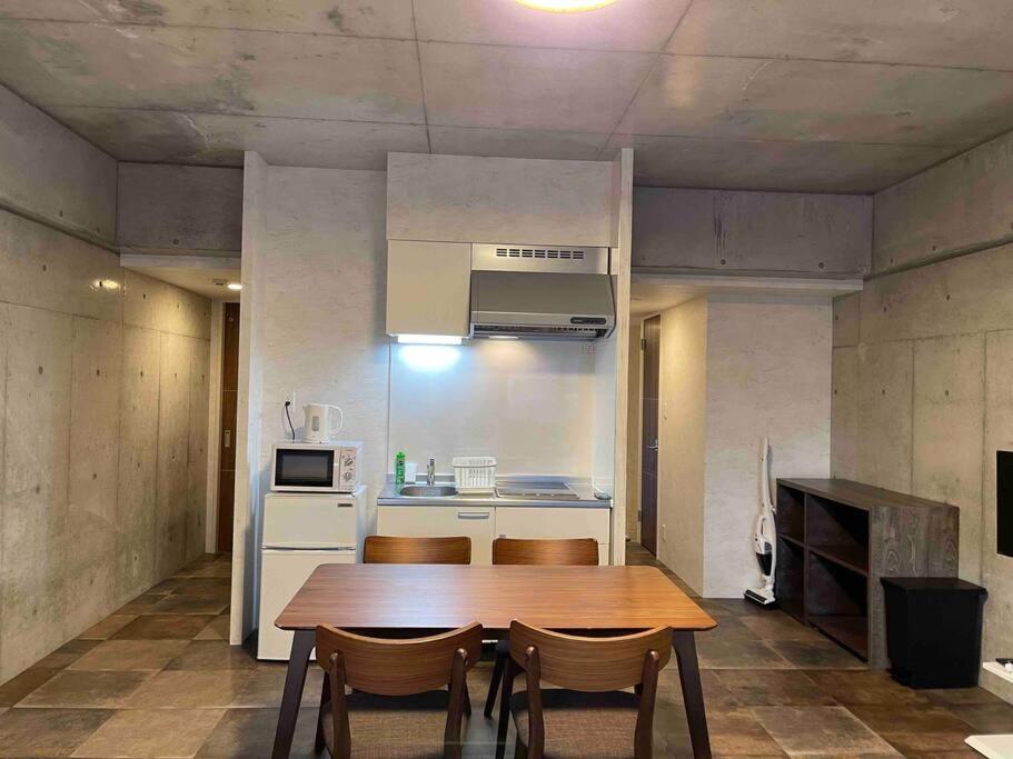 Wolf Pack Apartment 22