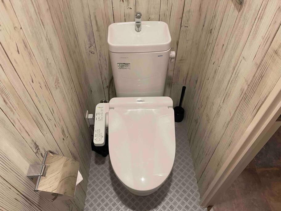 Wolf Pack Apartment 22