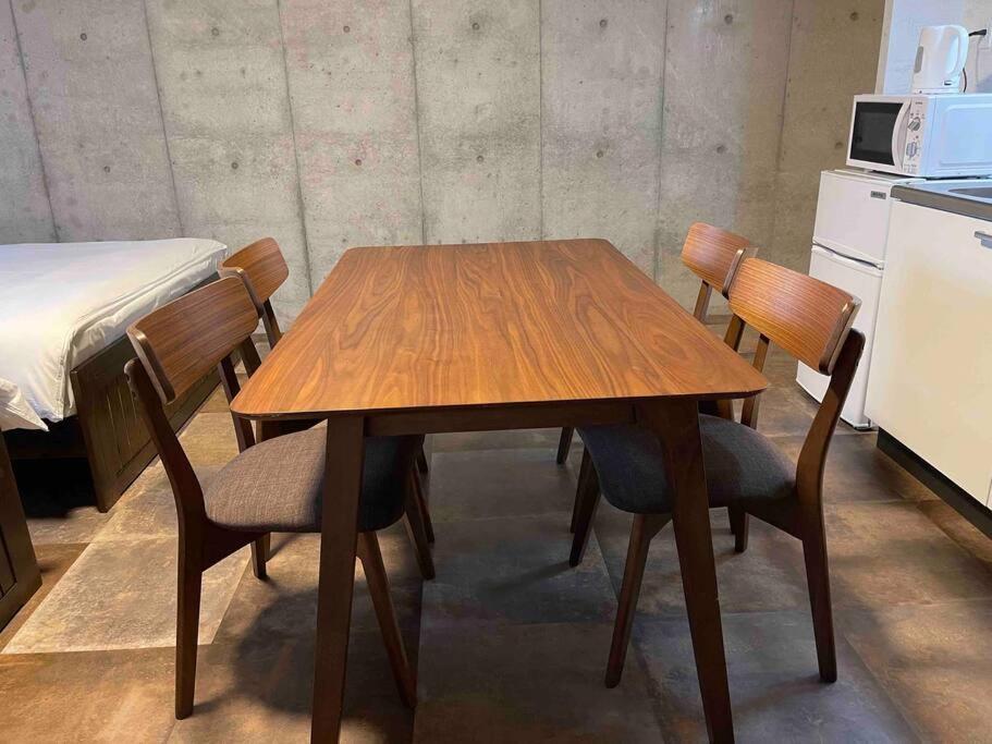 Wolf Pack Apartment 22