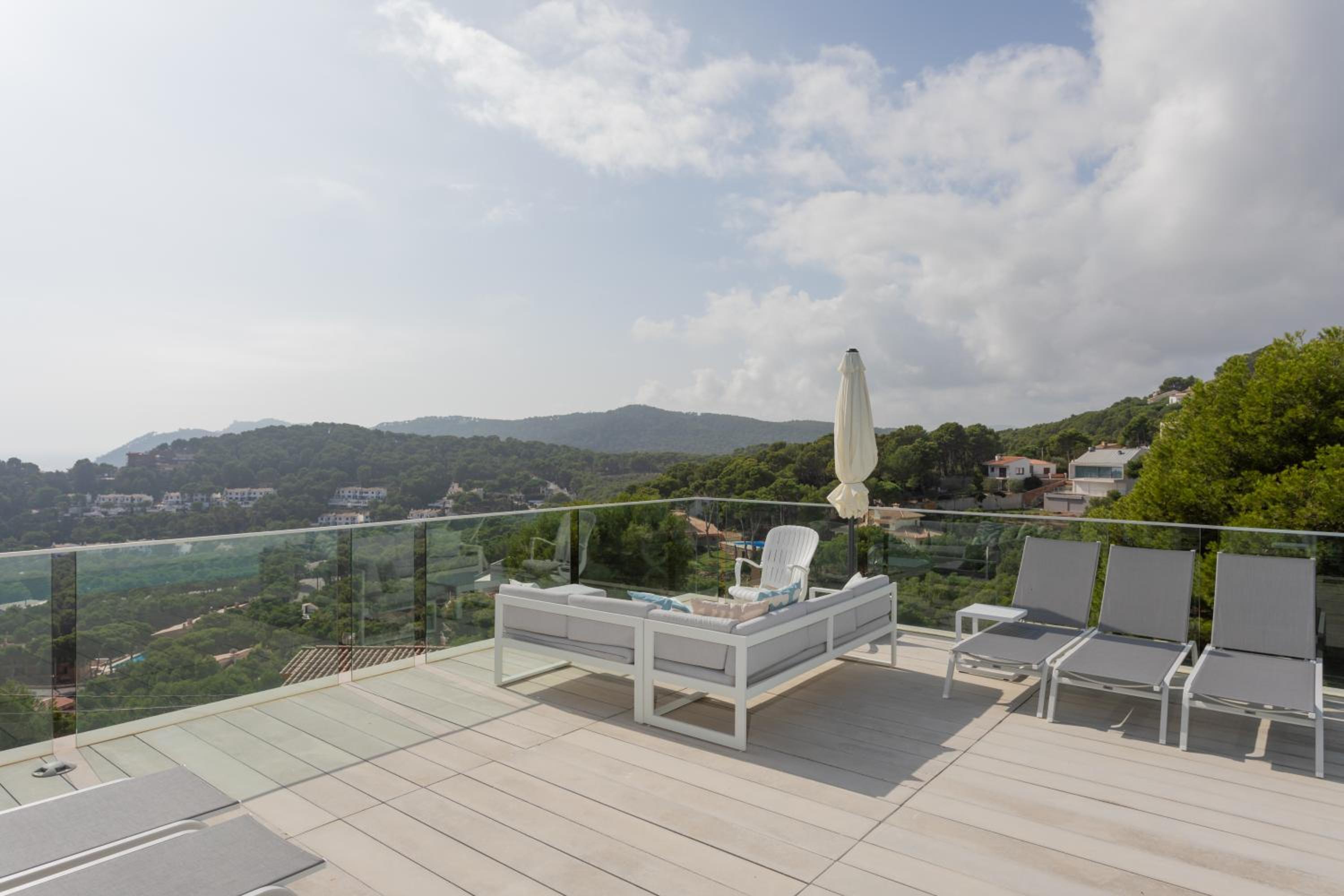 VILLA CELIMAR