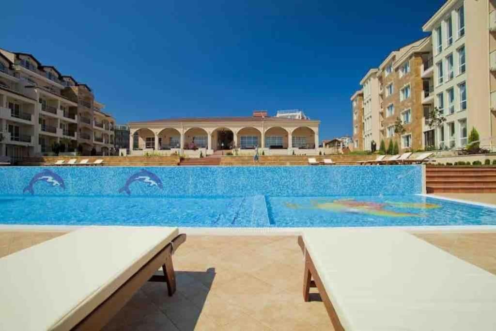Studio E32 Atia Resort Chernomoretz