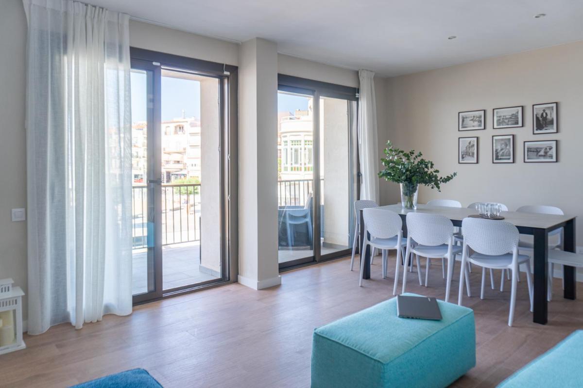 Apartamento en primera linea de mar en La Escala photo 4