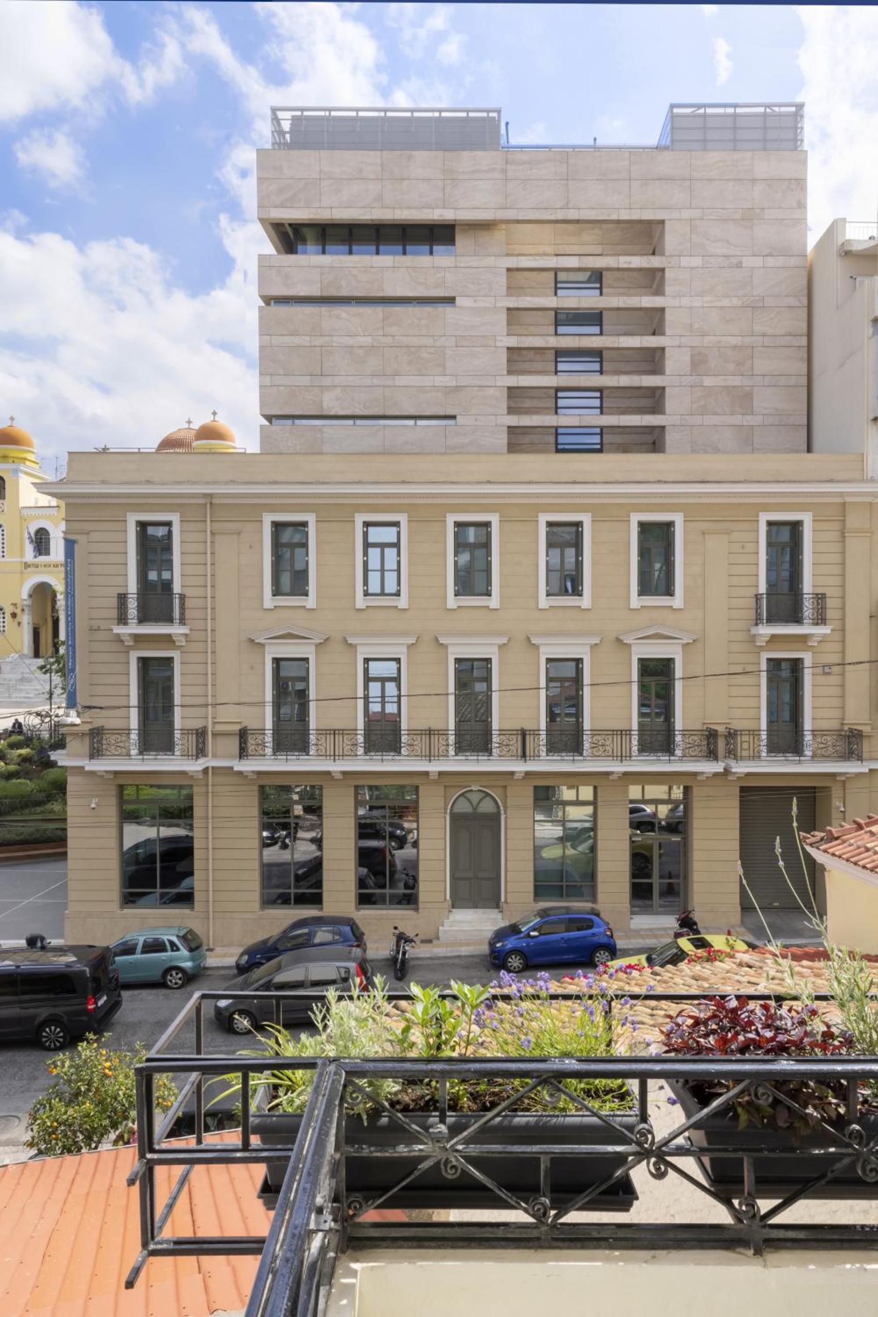 Versi2- Stylish 1BR pays homage to timeless charm