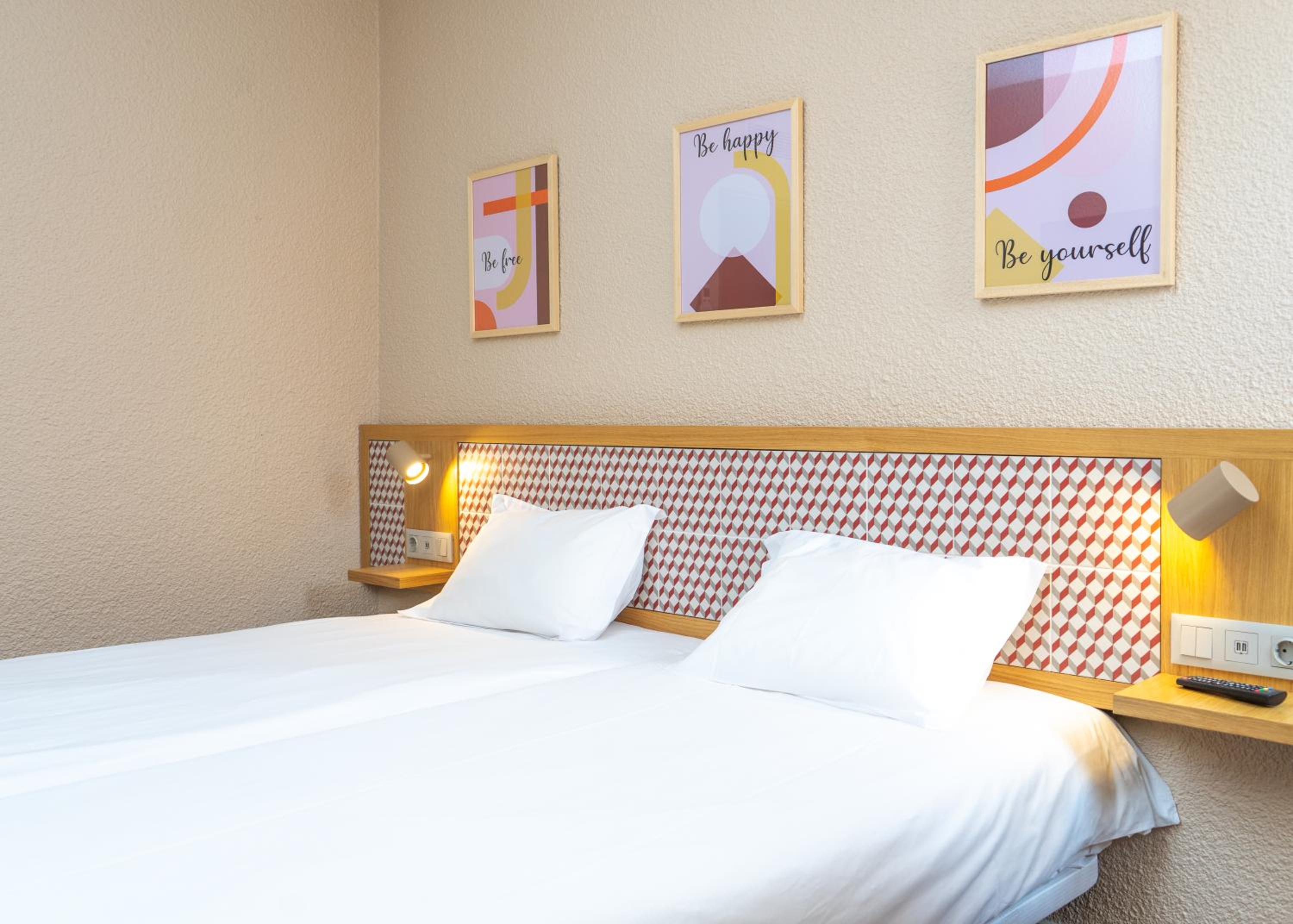 Oeiras Vacations - Flag Hotel Lisboa Oeiras - Property Image 2