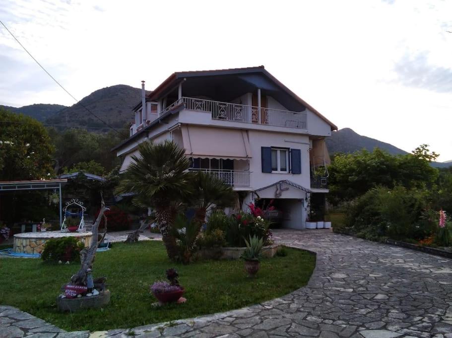 Villa Ylagiali
