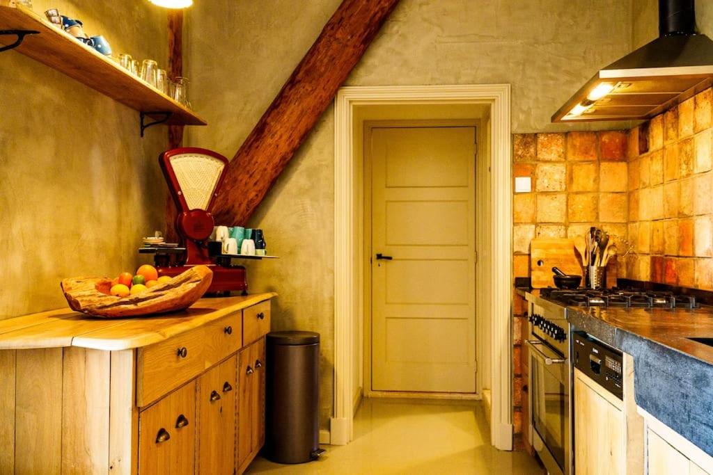Appartement Avondzon in romantische stolpboerderij view 2