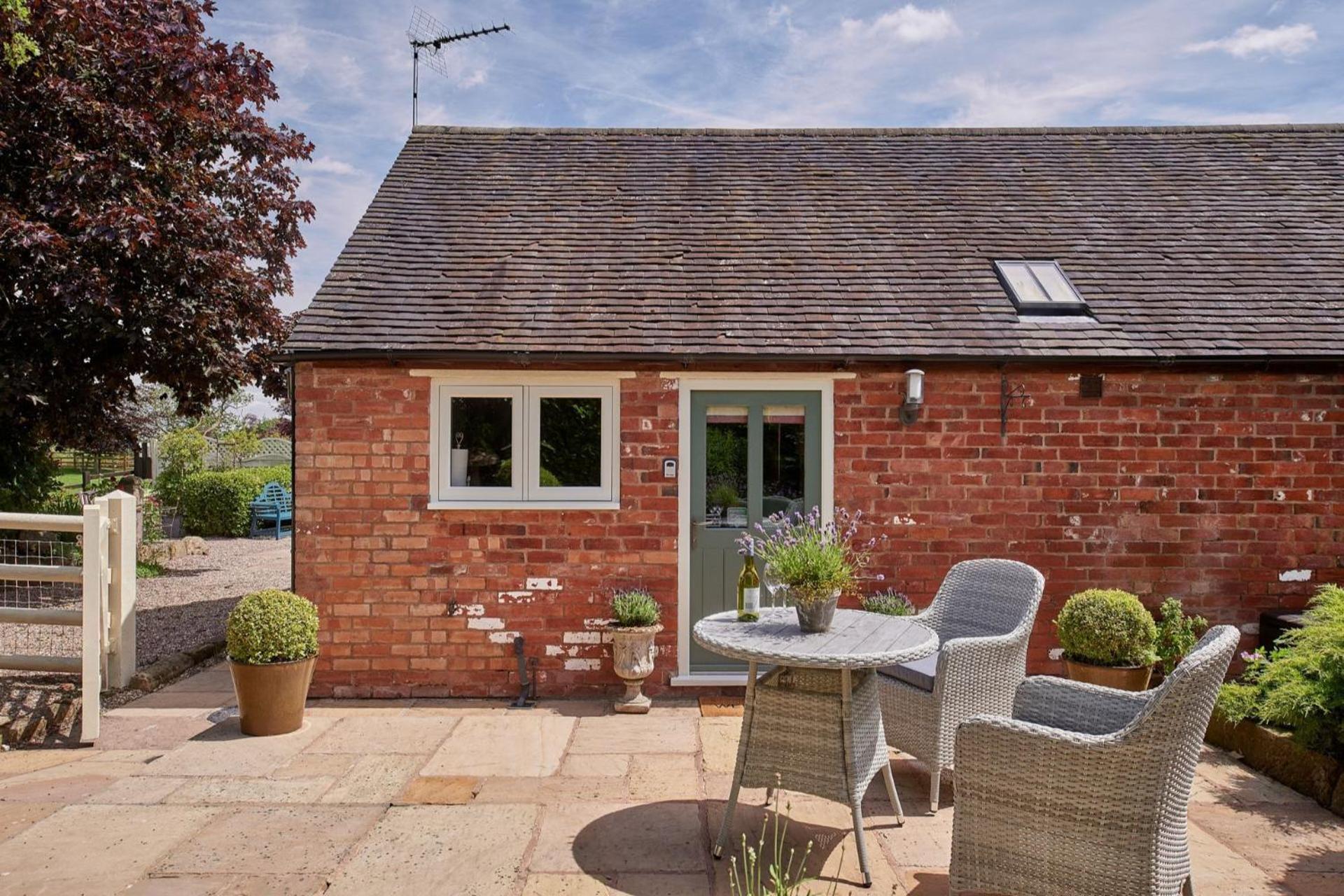 Hollington Barns