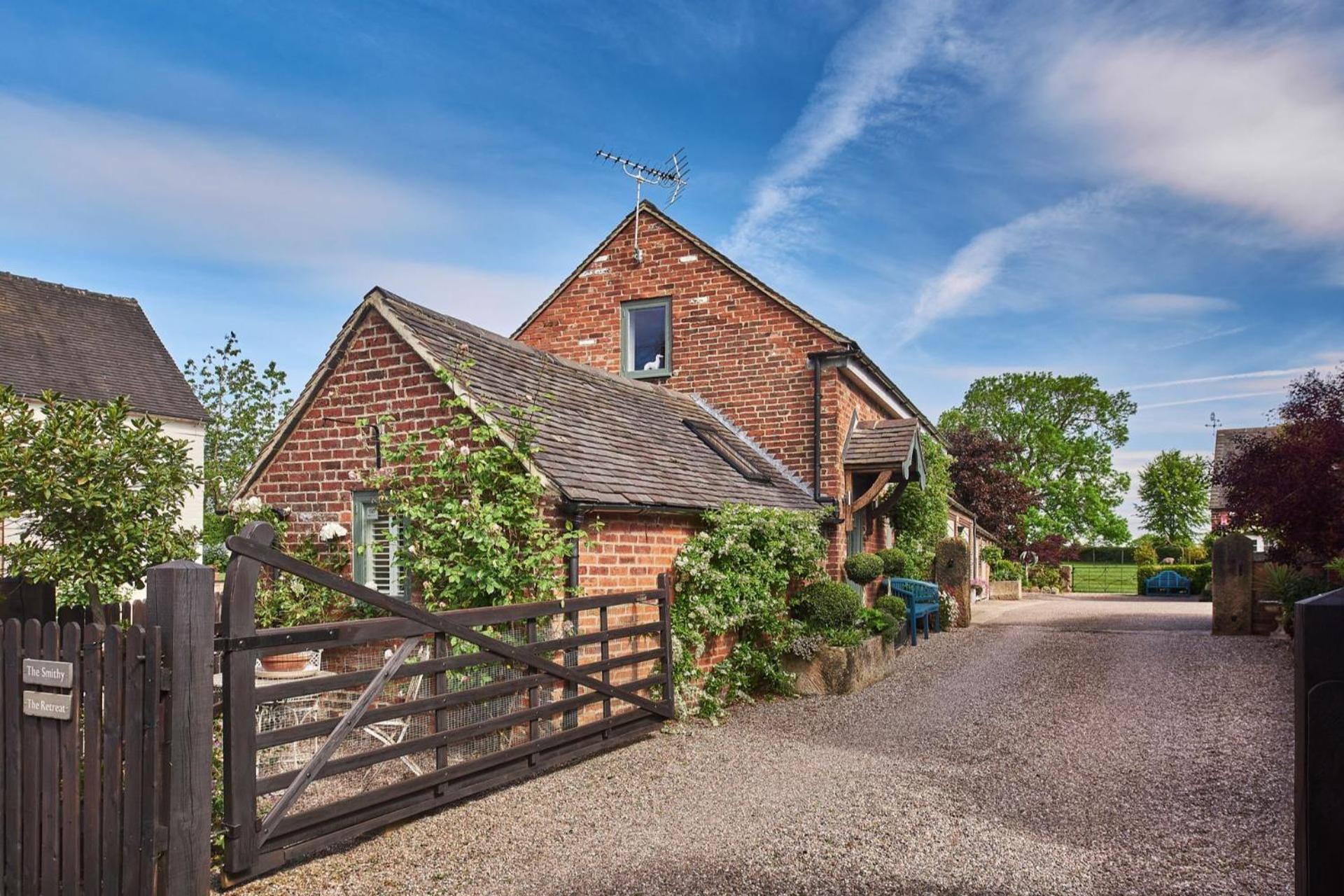 Hollington Barns