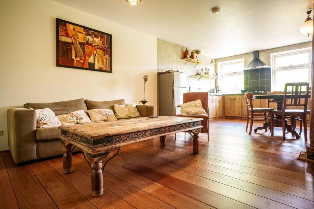 Appartement Atmospheria in romantische stolp view 4