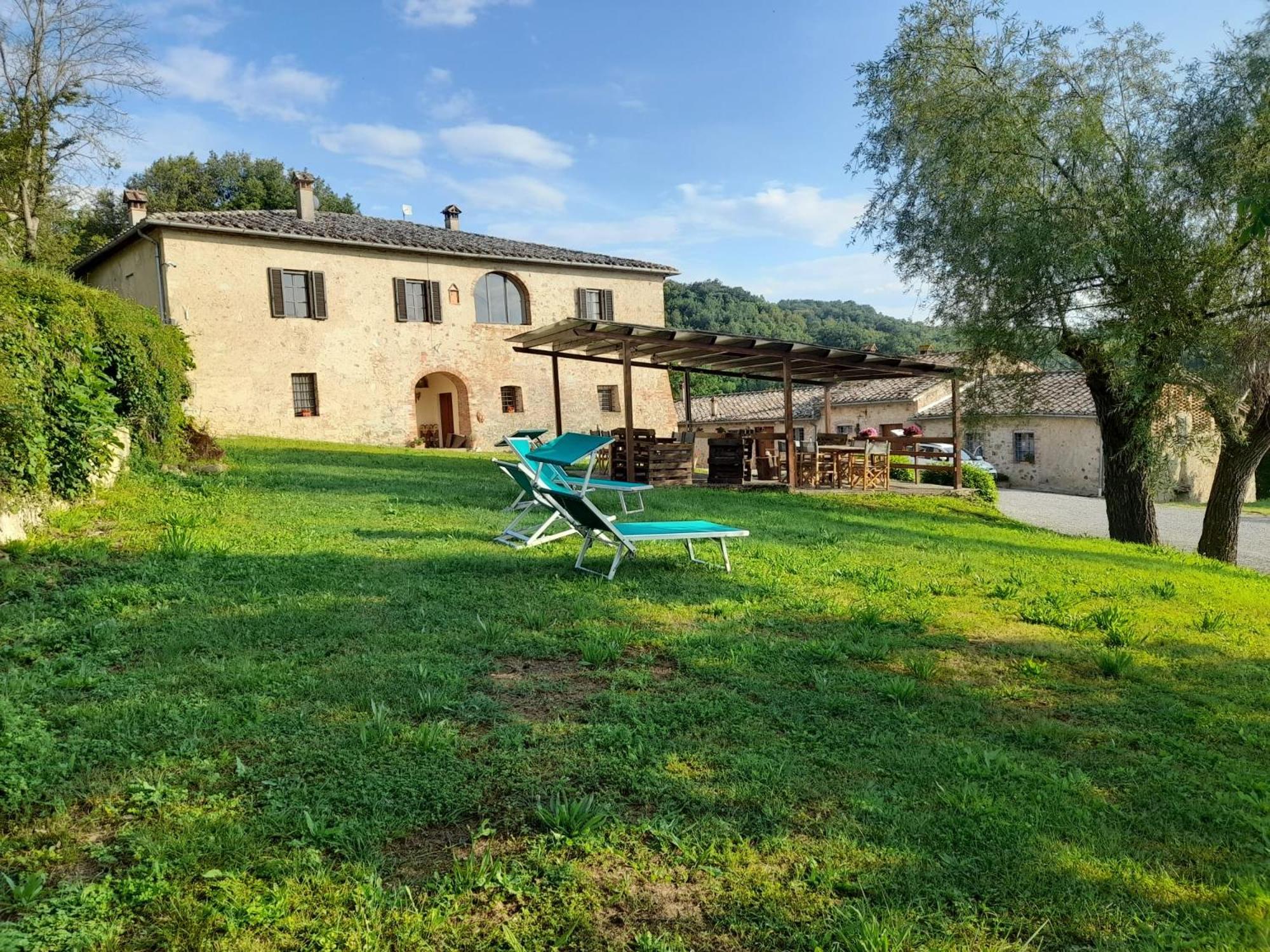 Tipico casolare toscano Tenuta della Selva view 2