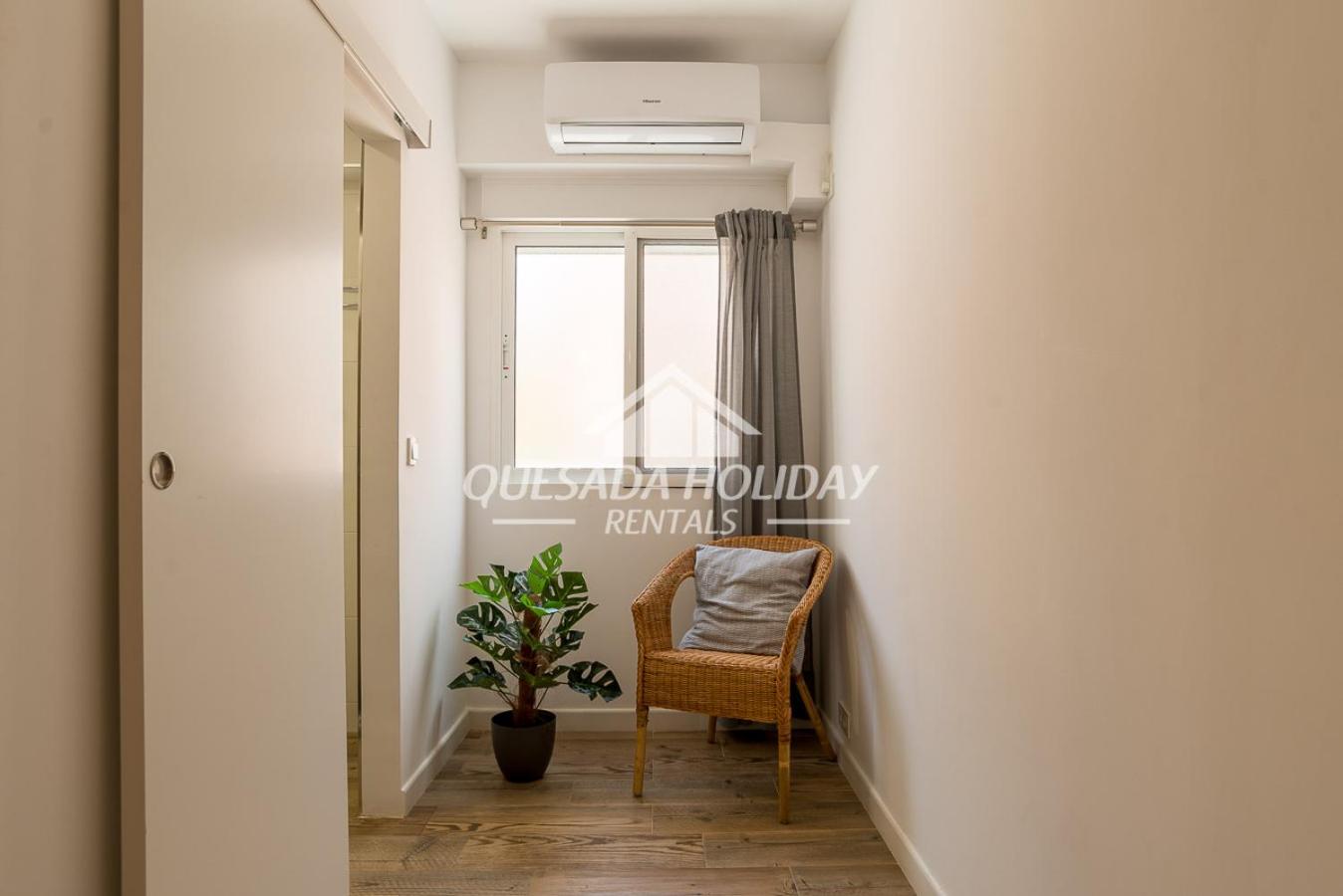 Beautiful Torrevieja Apartment 1 in town centre 3 beds for 6 people view 5