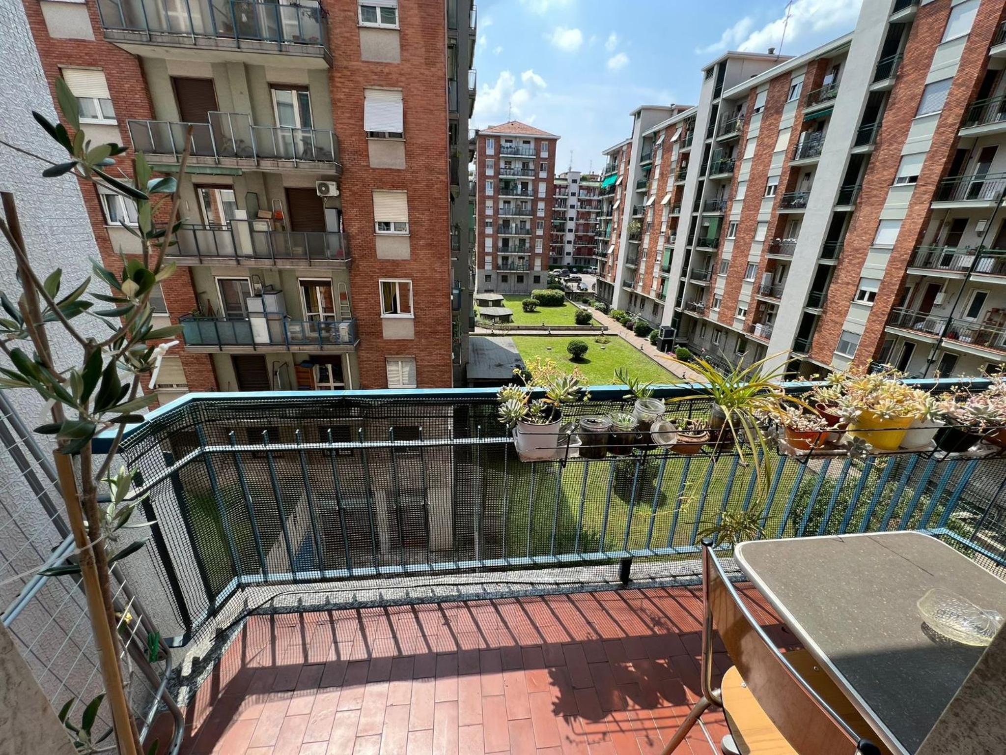 Stanza in appartamento Milano Bicocca